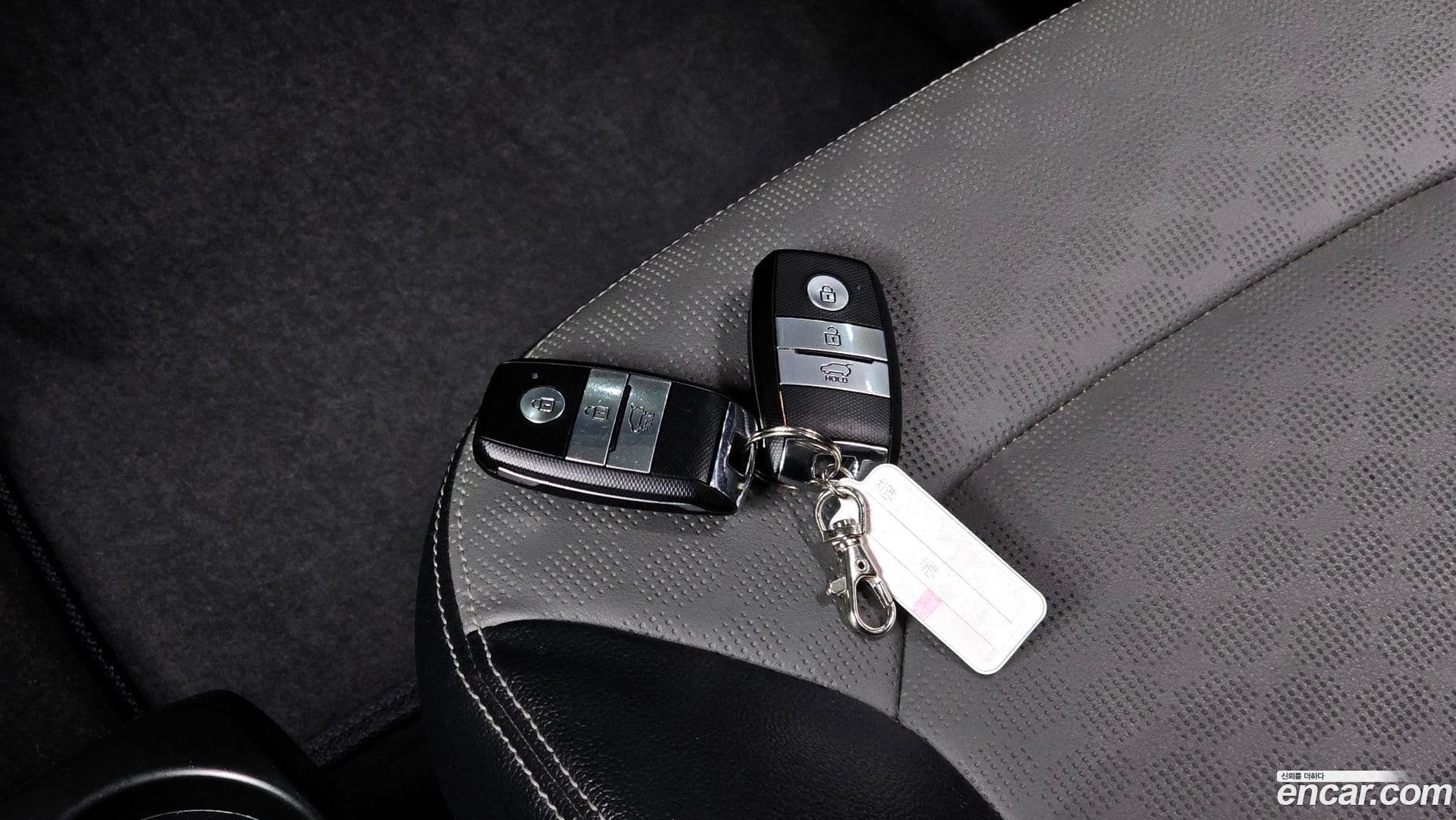 Main__Slider__Photo:RAY Kia 2019.2-19