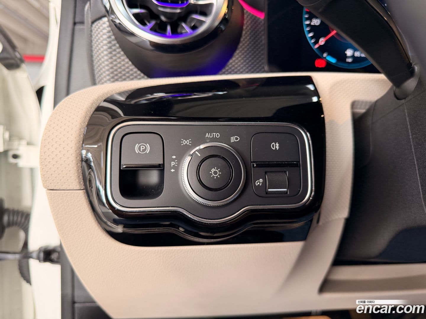 Main__Slider__Photo:A-Class Mercedes-Benz 2021.8-12