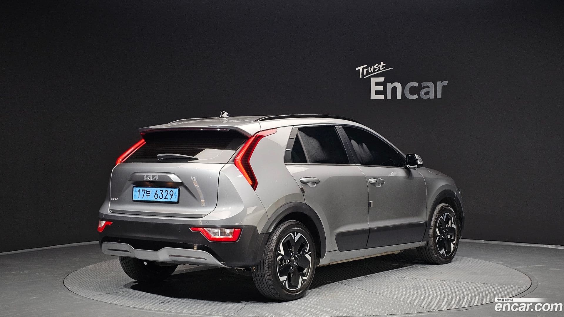 Main__Slider__Photo:Niro Kia 2022.6-1