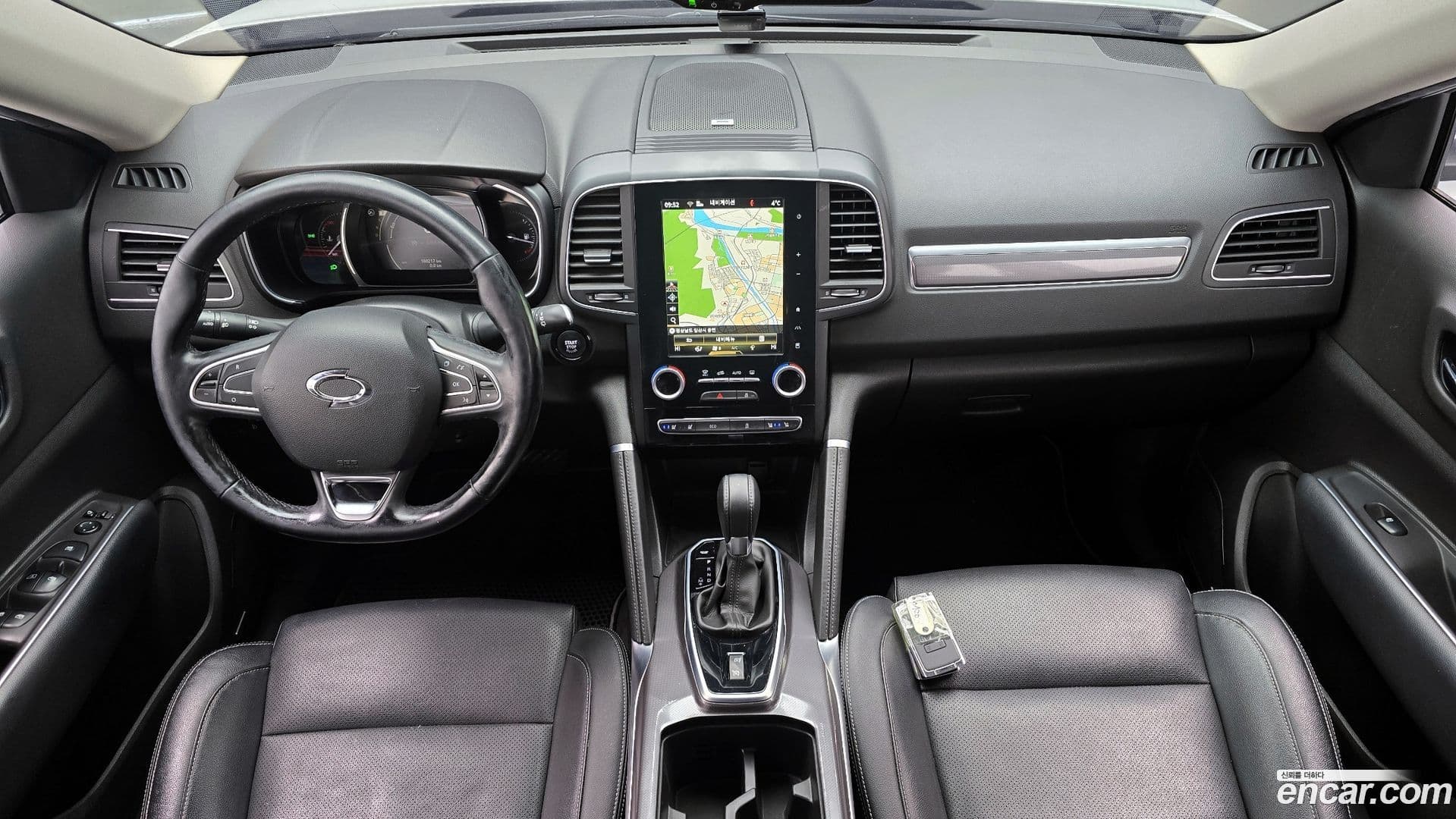 Main__Slider__Photo:QM6 Renault-KoreaSamsung 2016.10-6