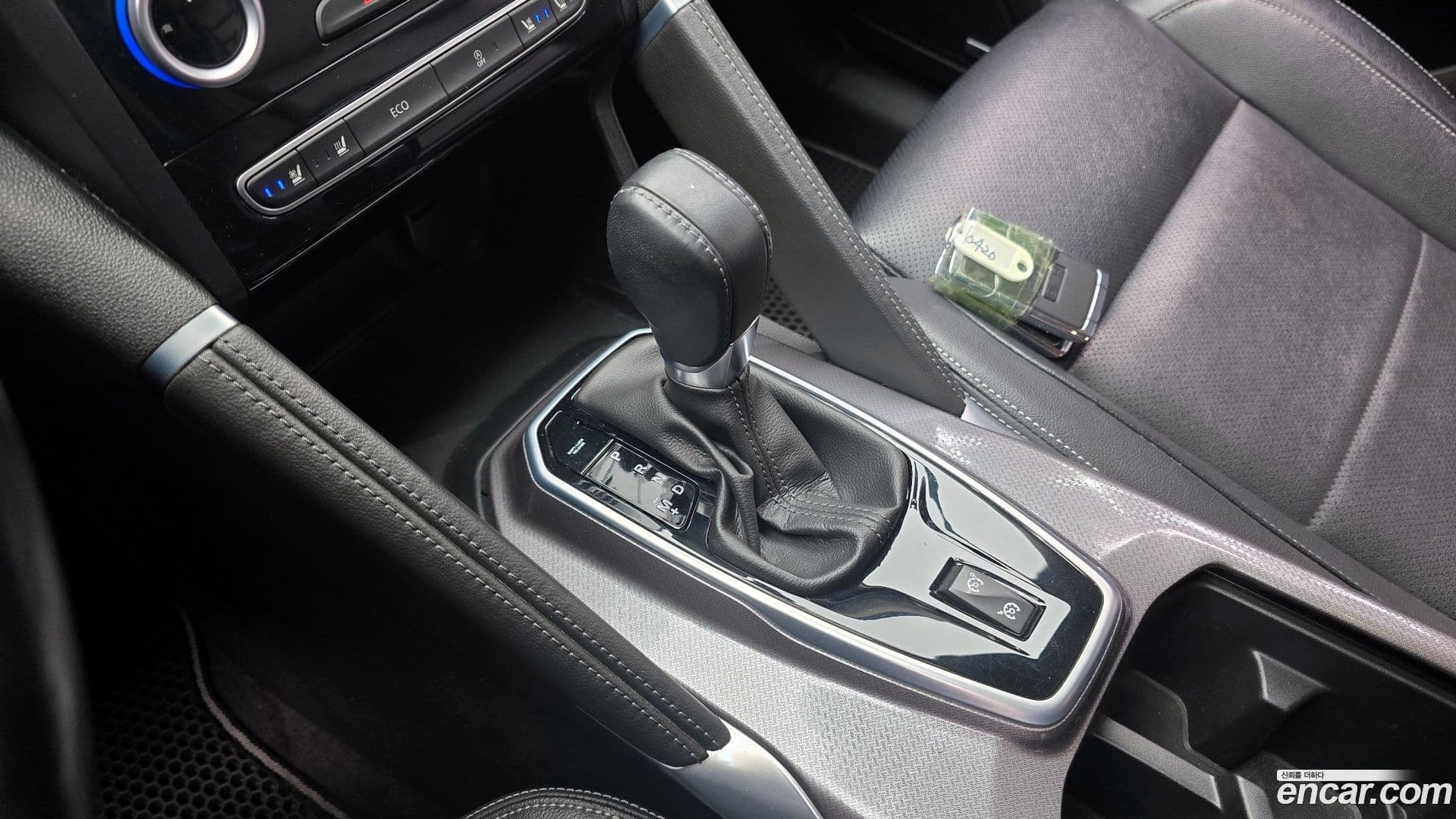 Main__Slider__Photo:QM6 Renault-KoreaSamsung 2016.10-8