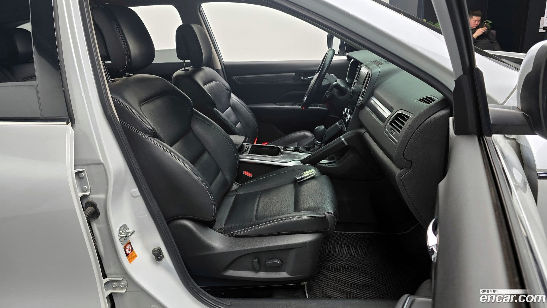 Main__Slider__Photo:QM6 Renault-KoreaSamsung 2016.10-9