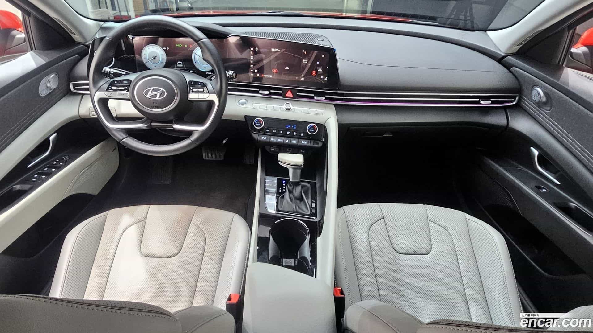 AVANTE Hyundai 2022.0-INNER-007