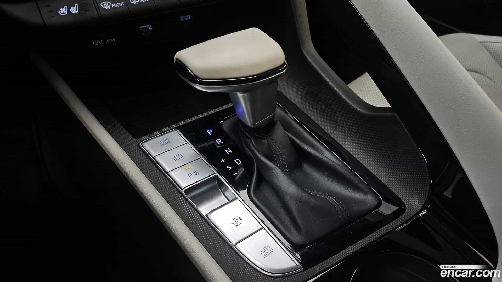 AVANTE Hyundai 2022.0-INNER-009