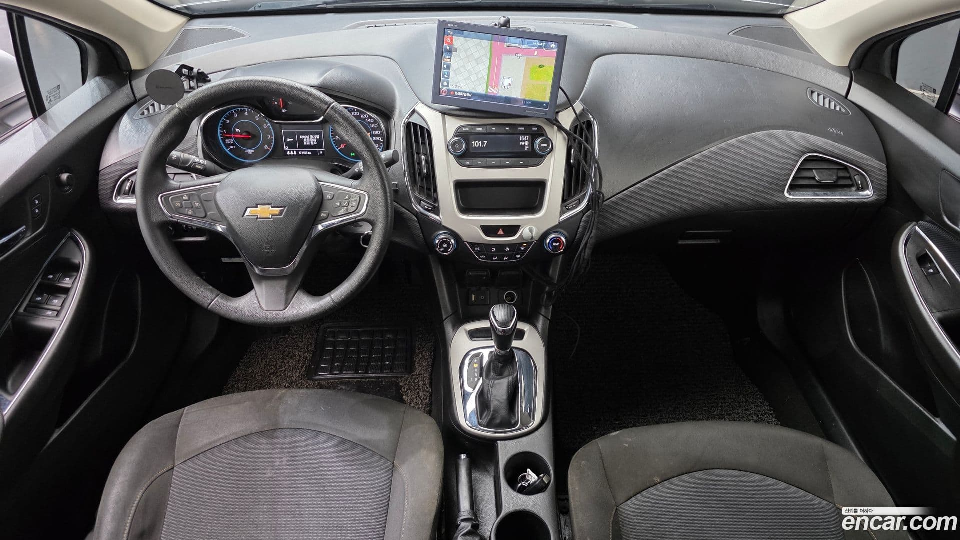 Main__Slider__Photo:Cruze ChevroletGMDaewoo 2017.4-6