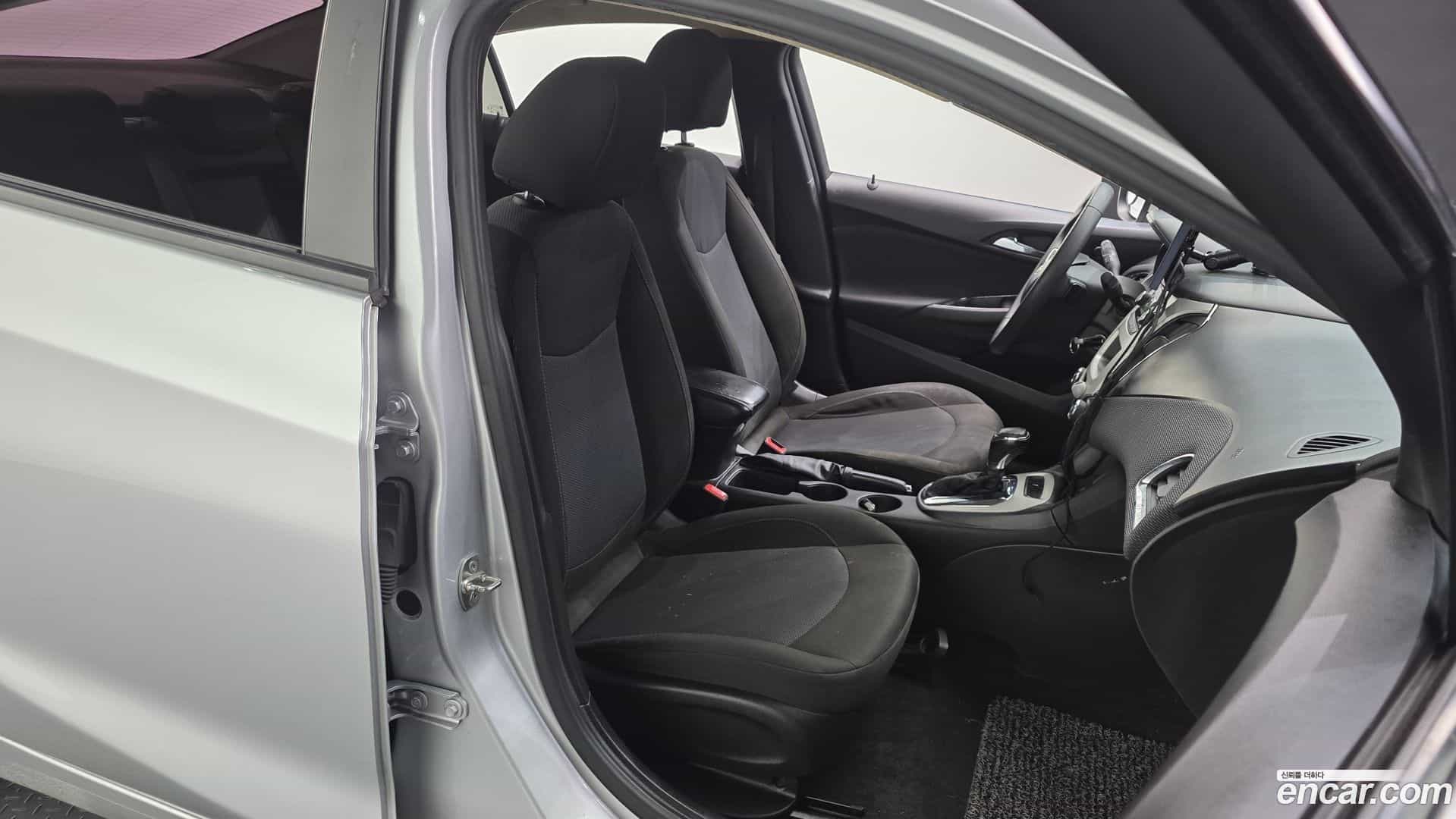 Cruze ChevroletGMDaewoo 2017.4-OPTION-016