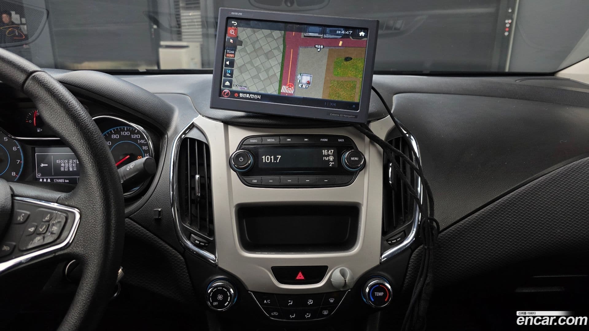 Main__Slider__Photo:Cruze ChevroletGMDaewoo 2017.4-15