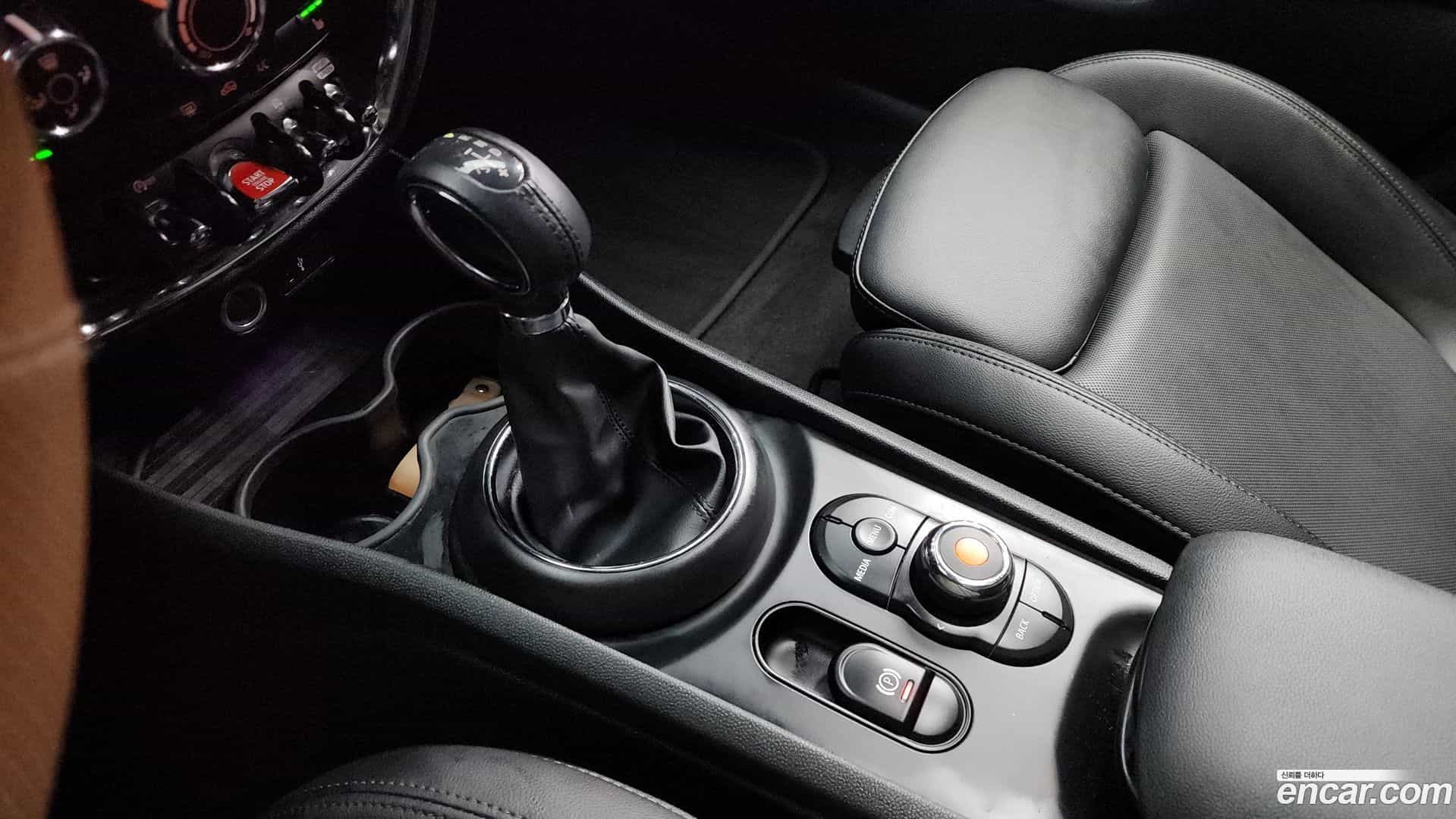 Clubman Mini 2018.5-INNER-009