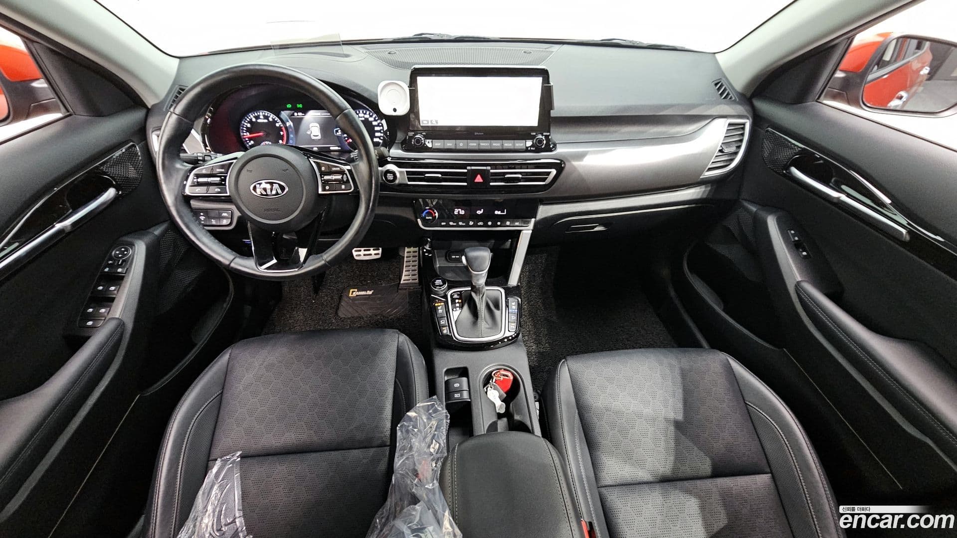 Main__Slider__Photo:Seltos Kia 2021.1-6