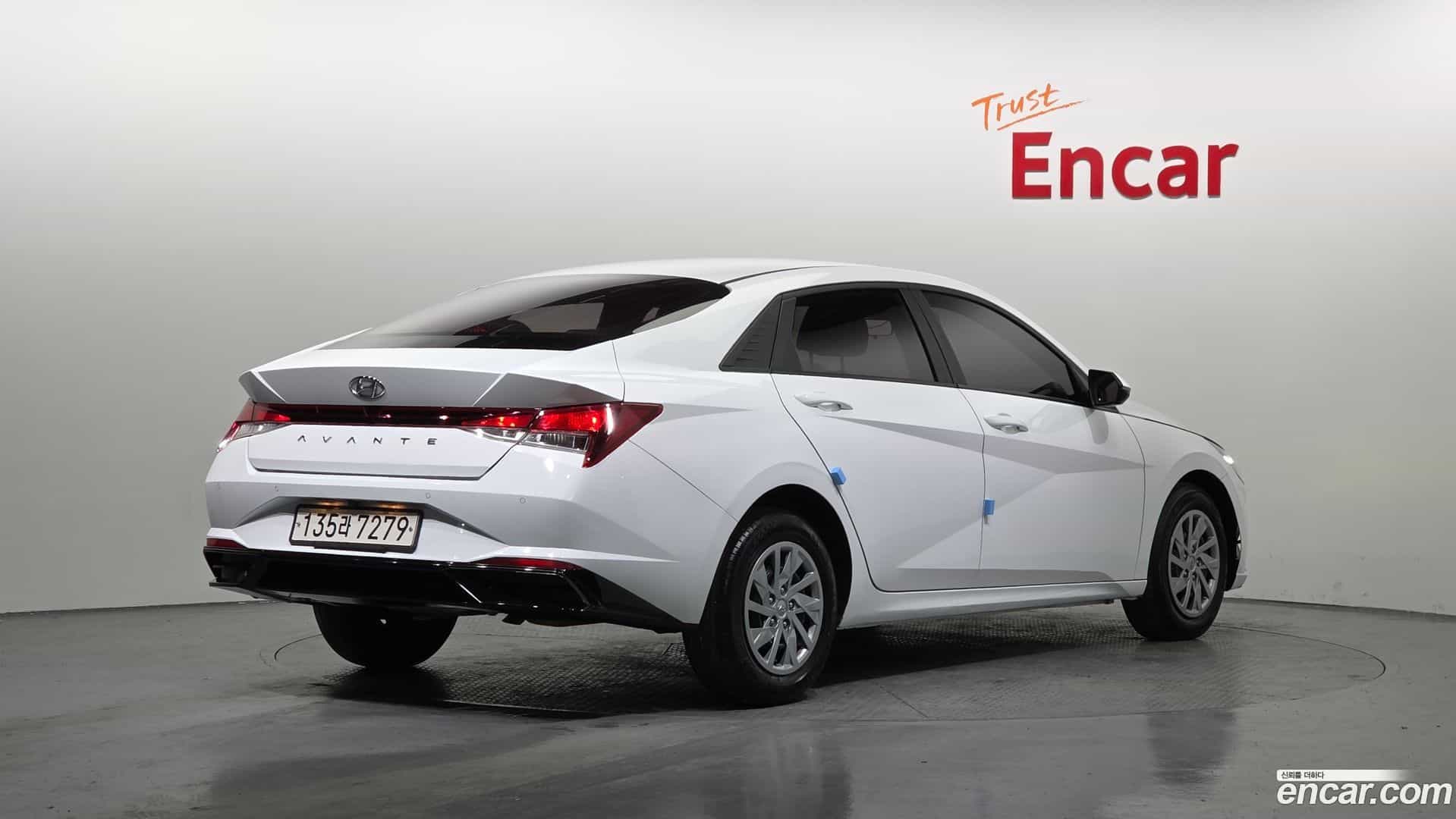 AVANTE Hyundai 2021.0-OUTER-002