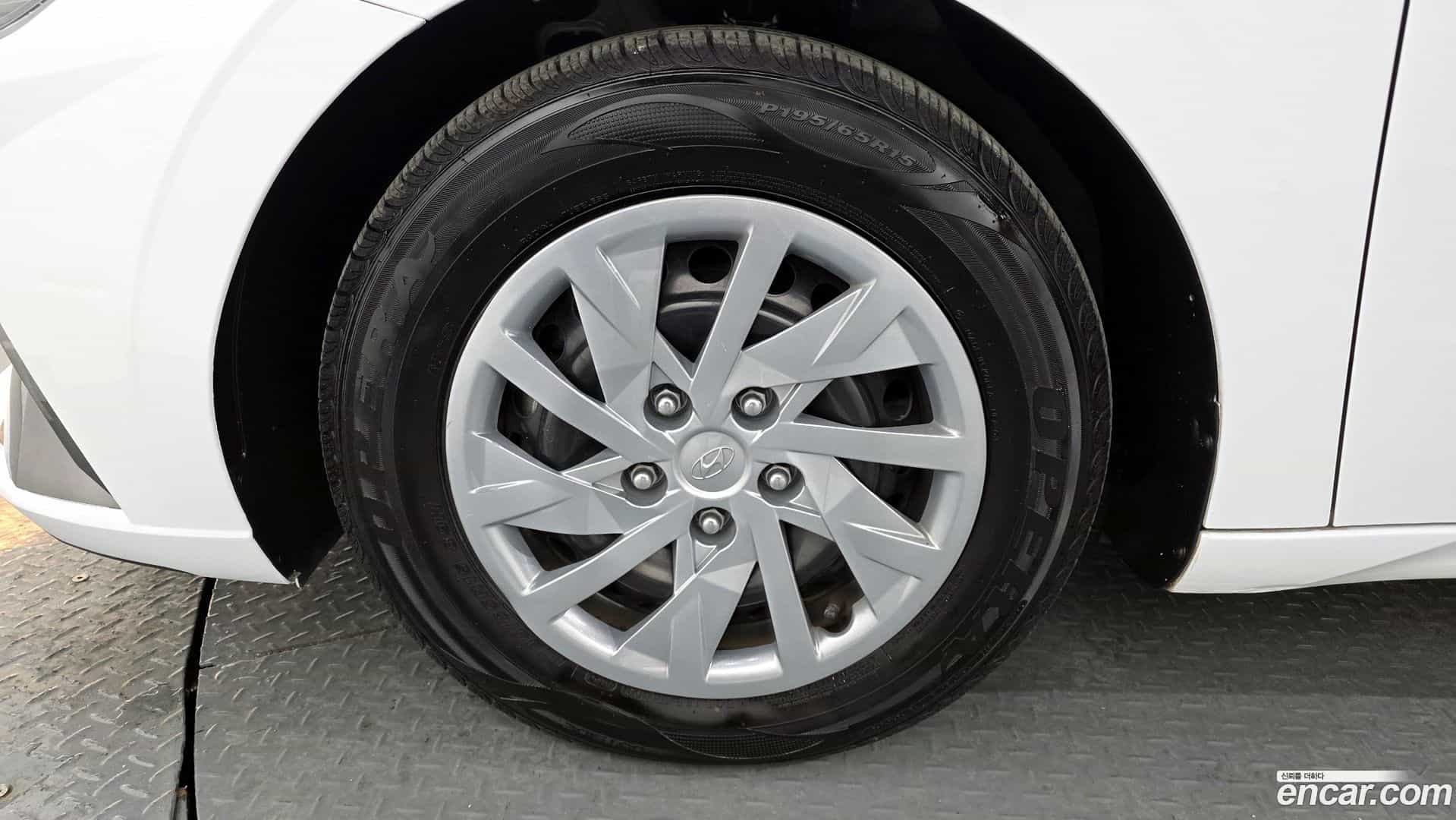 AVANTE Hyundai 2021.0-OUTER-005