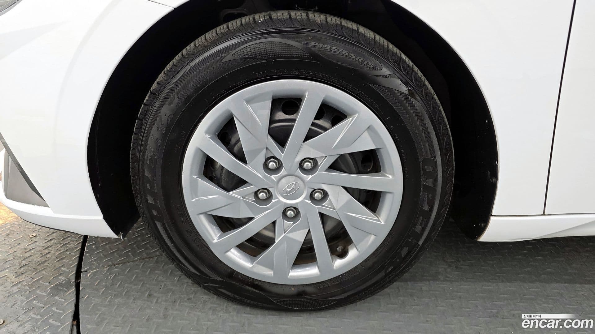 Main__Slider__Photo:AVANTE Hyundai 2021.0-4