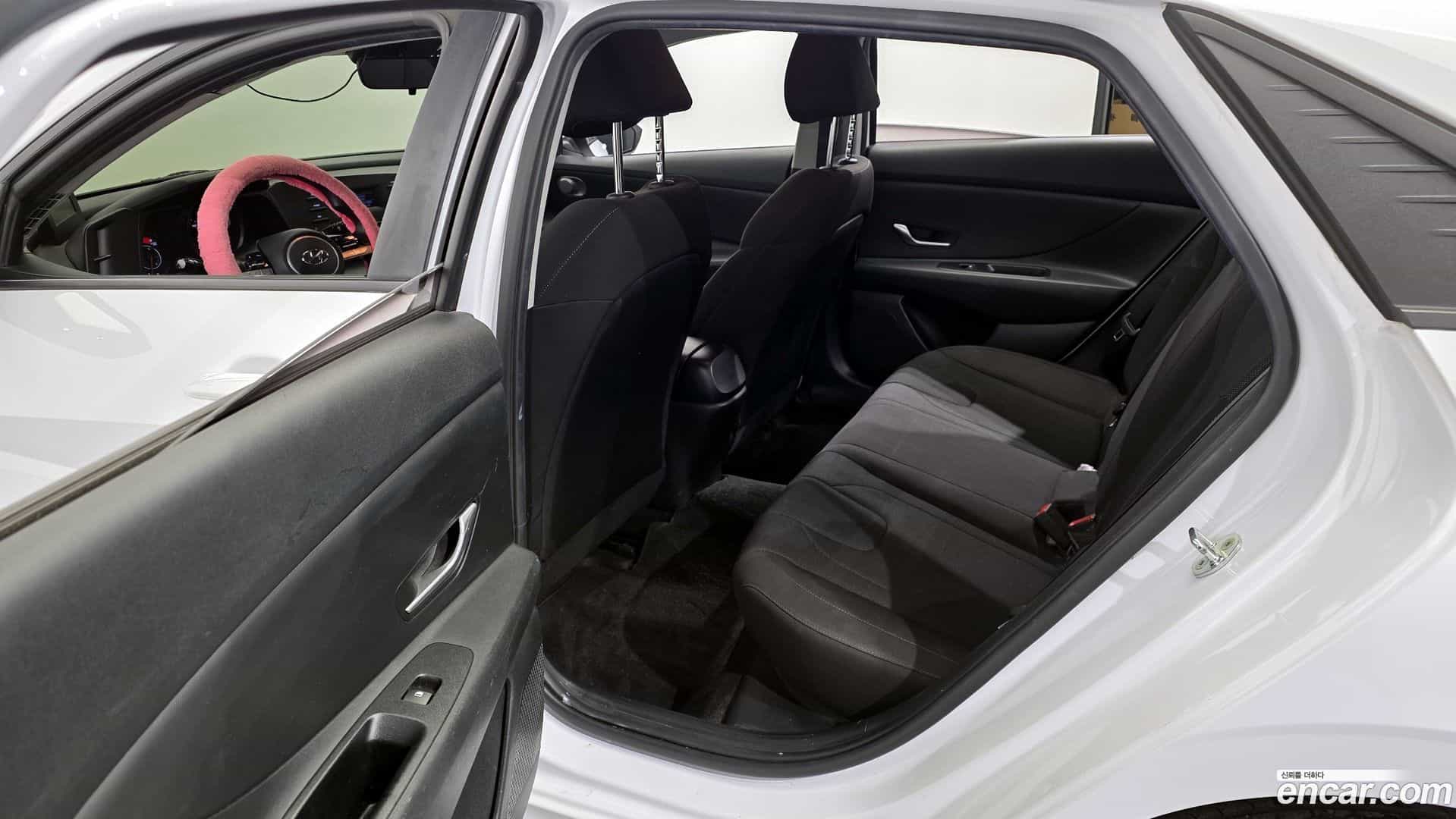 AVANTE Hyundai 2021.0-OPTION-015