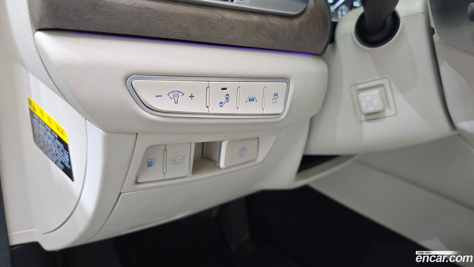 Main__Slider__Photo:G90 Genesis 2021.3-14