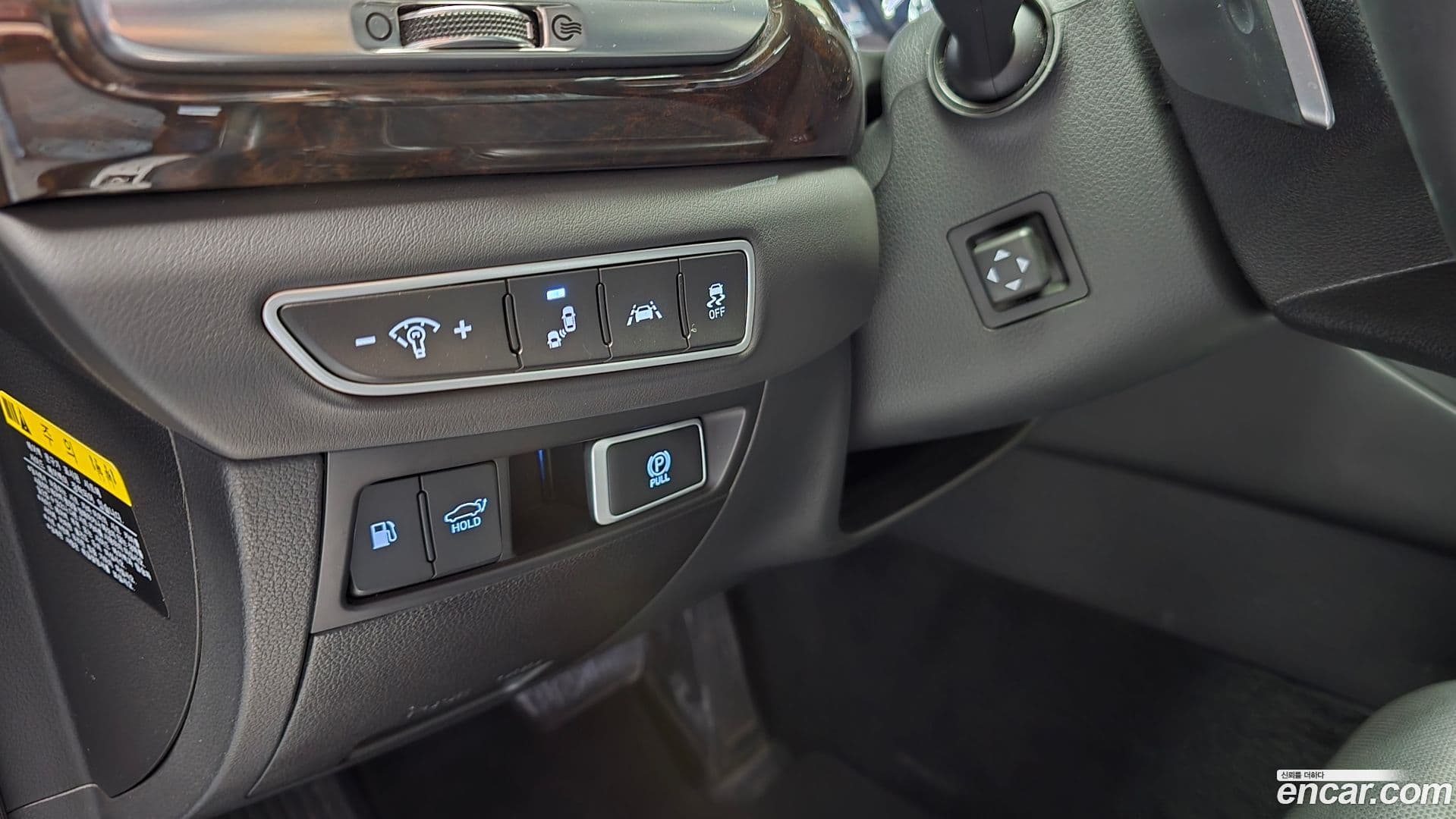 Main__Slider__Photo:G90 Genesis 2019.3-13