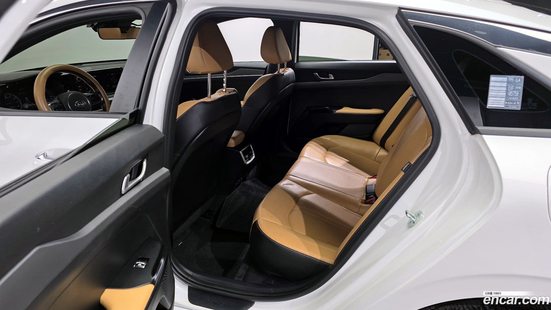 Main__Slider__Photo:K5 Kia 2021.0-10