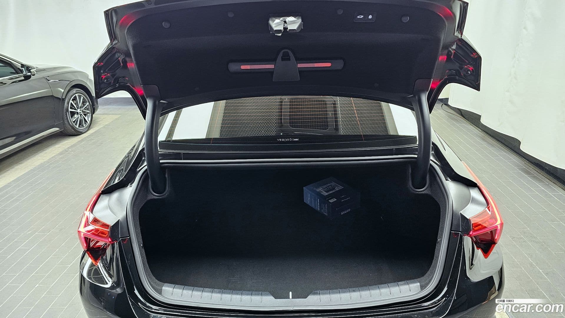 Main__Slider__Photo:K8 Kia 2022.4-19