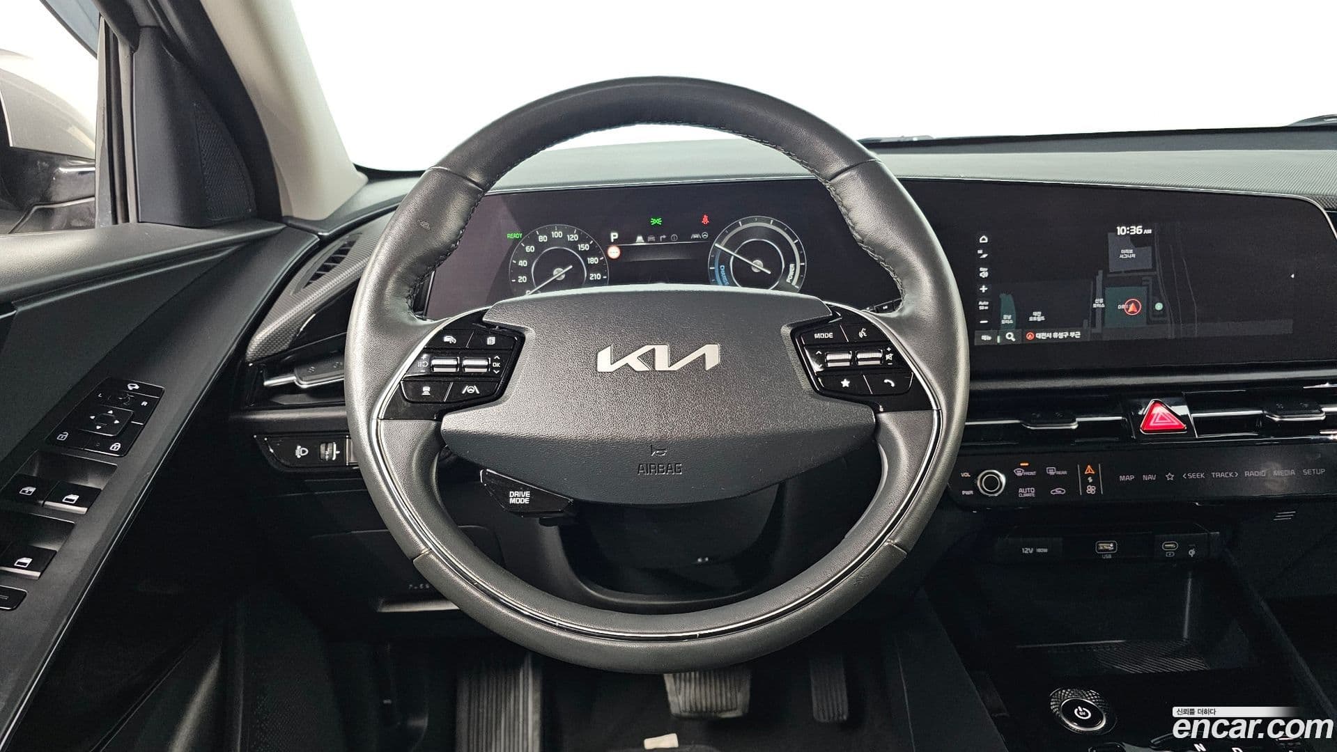 Main__Slider__Photo:Niro Kia 2022.8-15