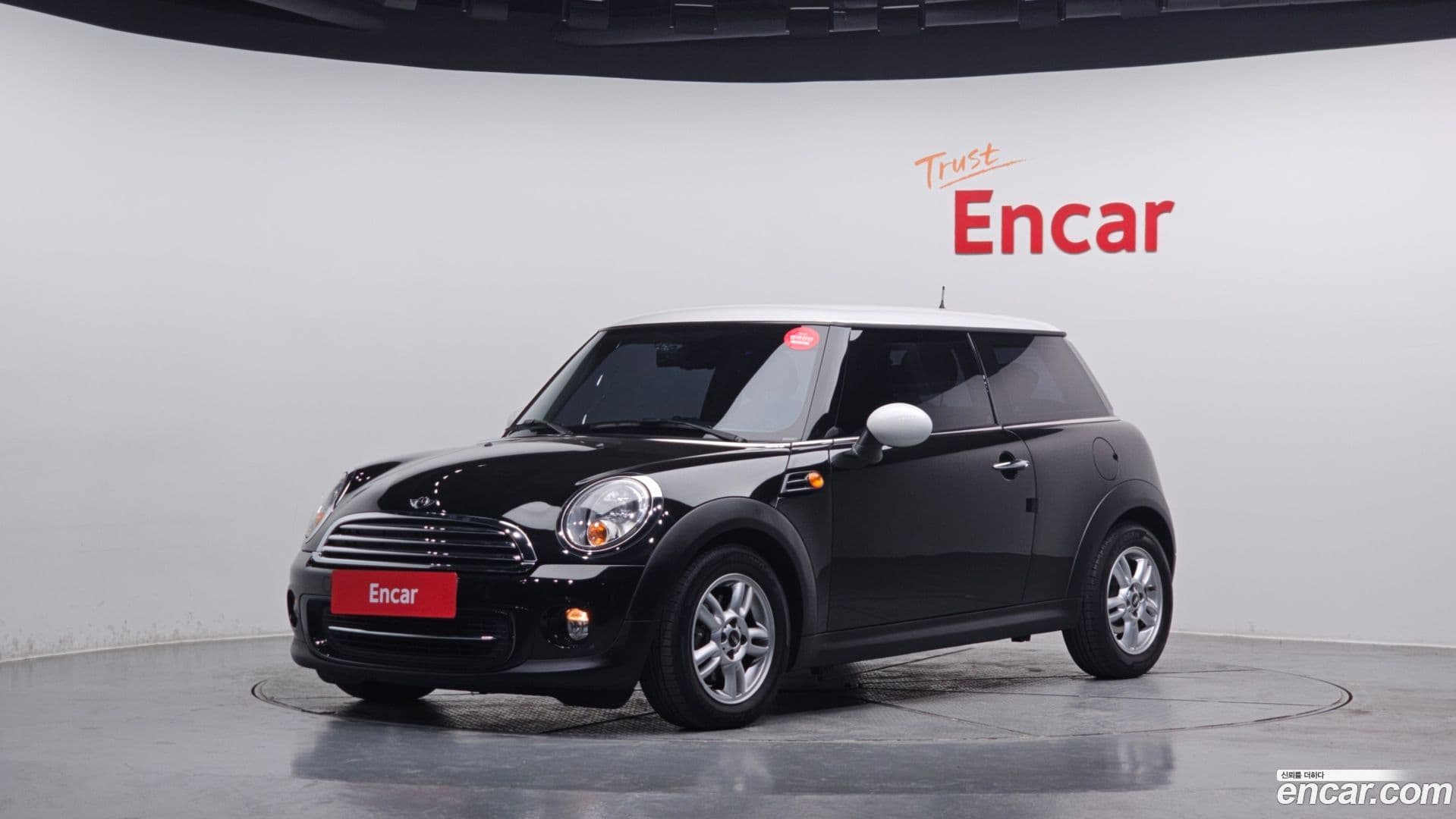 Main__Slider__Photo:Cooper Mini 2013.9-0