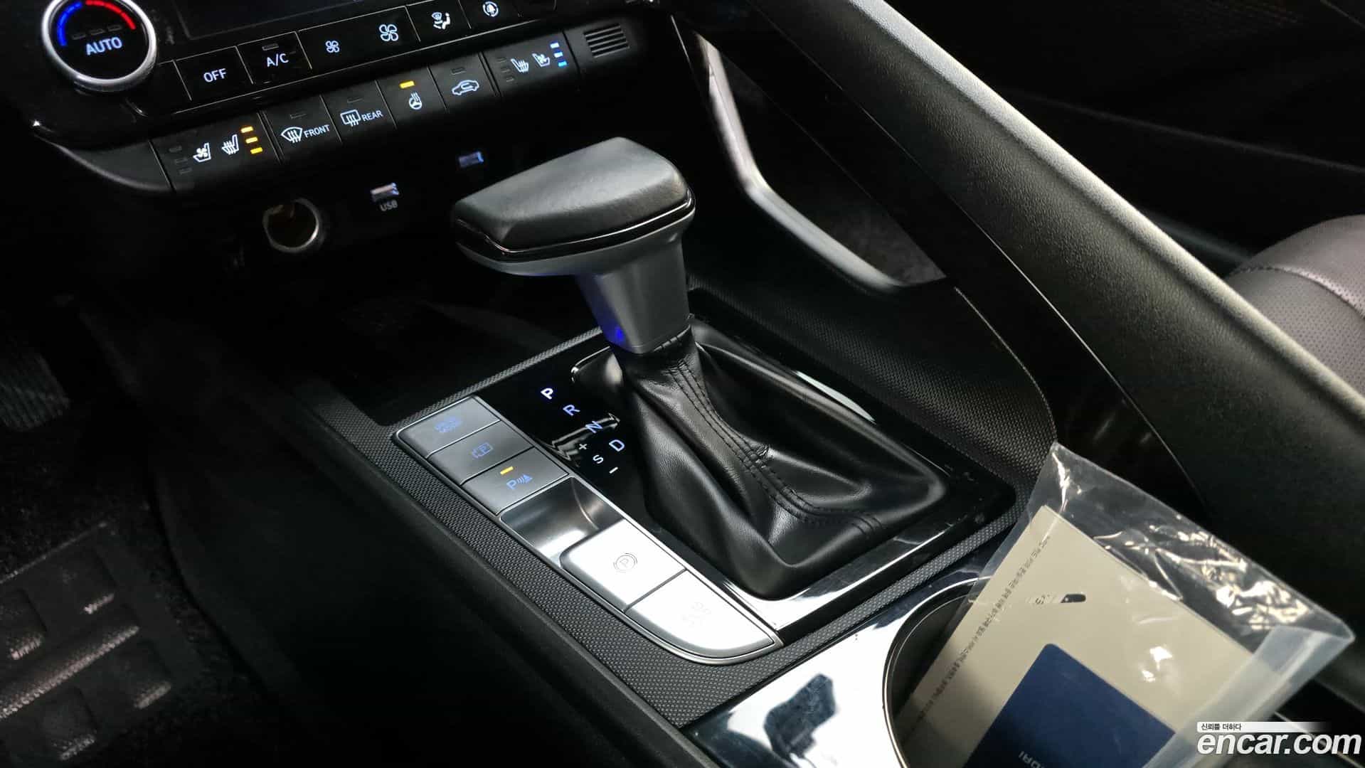 AVANTE Hyundai 2020.4-INNER-009