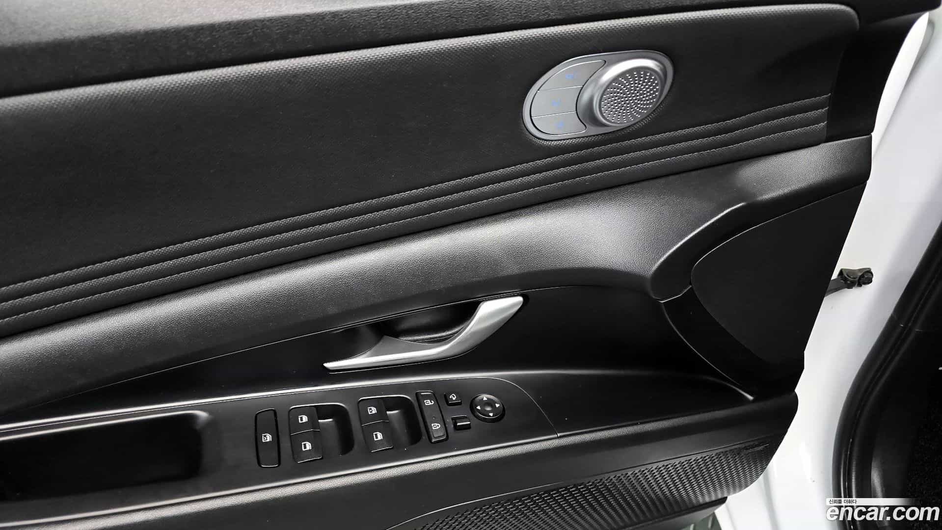 AVANTE Hyundai 2020.4-OPTION-022