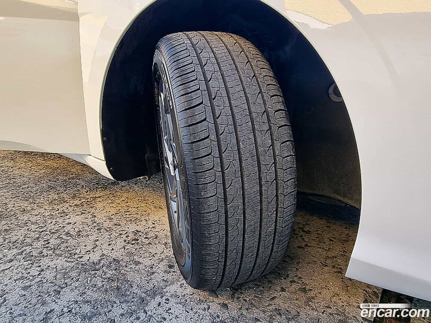 AVANTE Hyundai 2023.5-OPTION-024