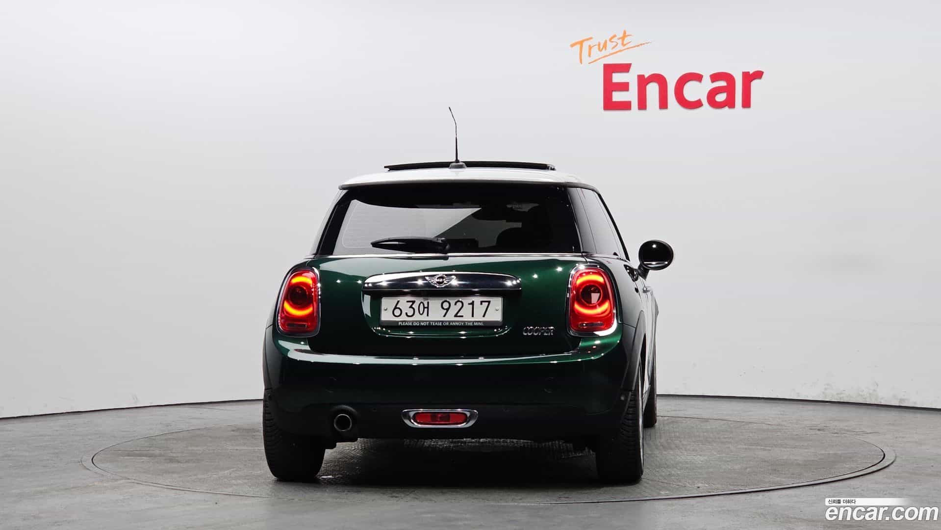 Cooper Mini 2015.0-OUTER-004