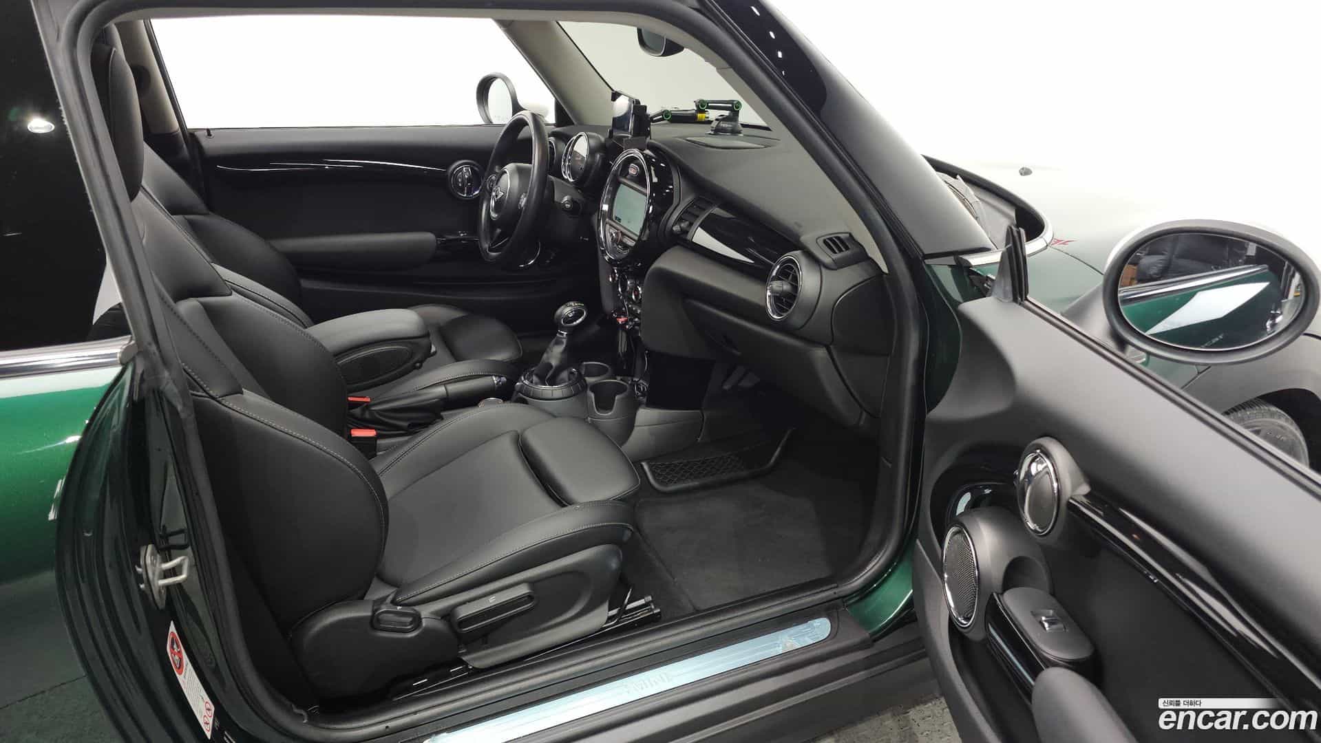 Cooper Mini 2015.0-INNER-010