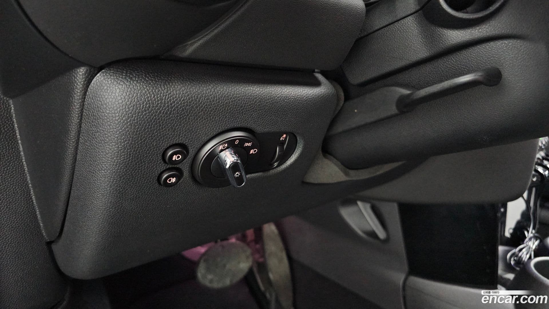 Main__Slider__Photo:Cooper Mini 2015.0-17