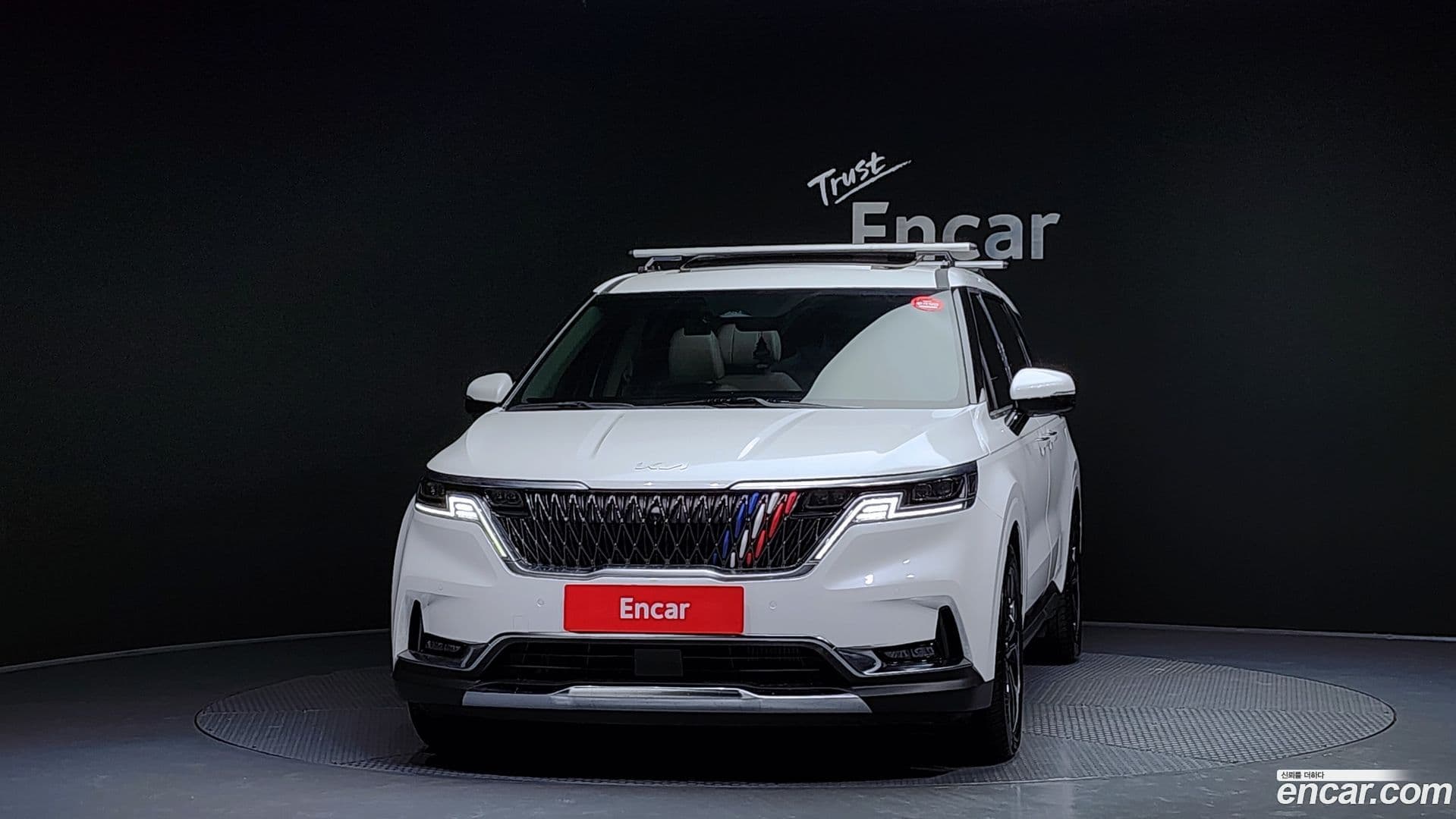 Main__Slider__Photo:Canival Kia 2021.1-2