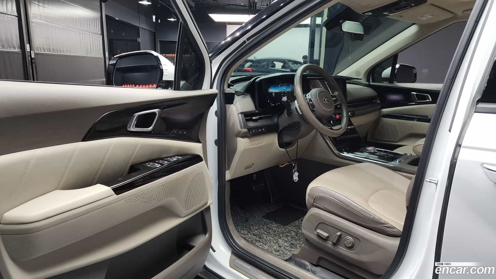 Canival Kia 2021.1-INNER-010