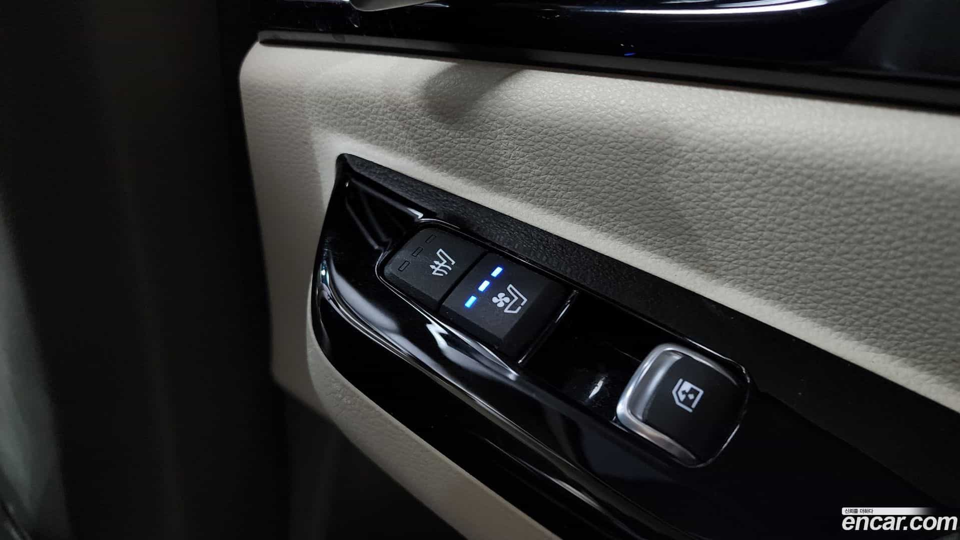 Canival Kia 2021.1-OPTION-023