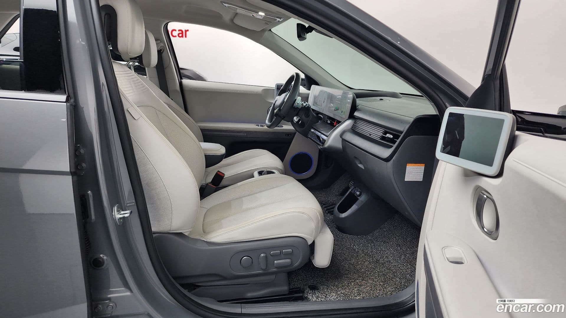 Main__Slider__Photo:Ioniq5 Hyundai 2021.10-10