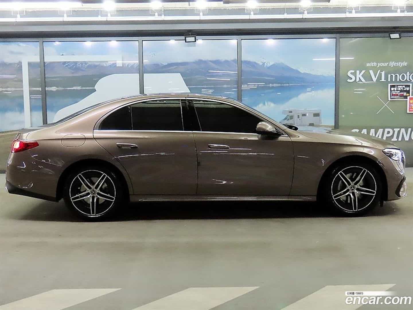 E-Class Mercedes-Benz 2025.5-OUTER-003