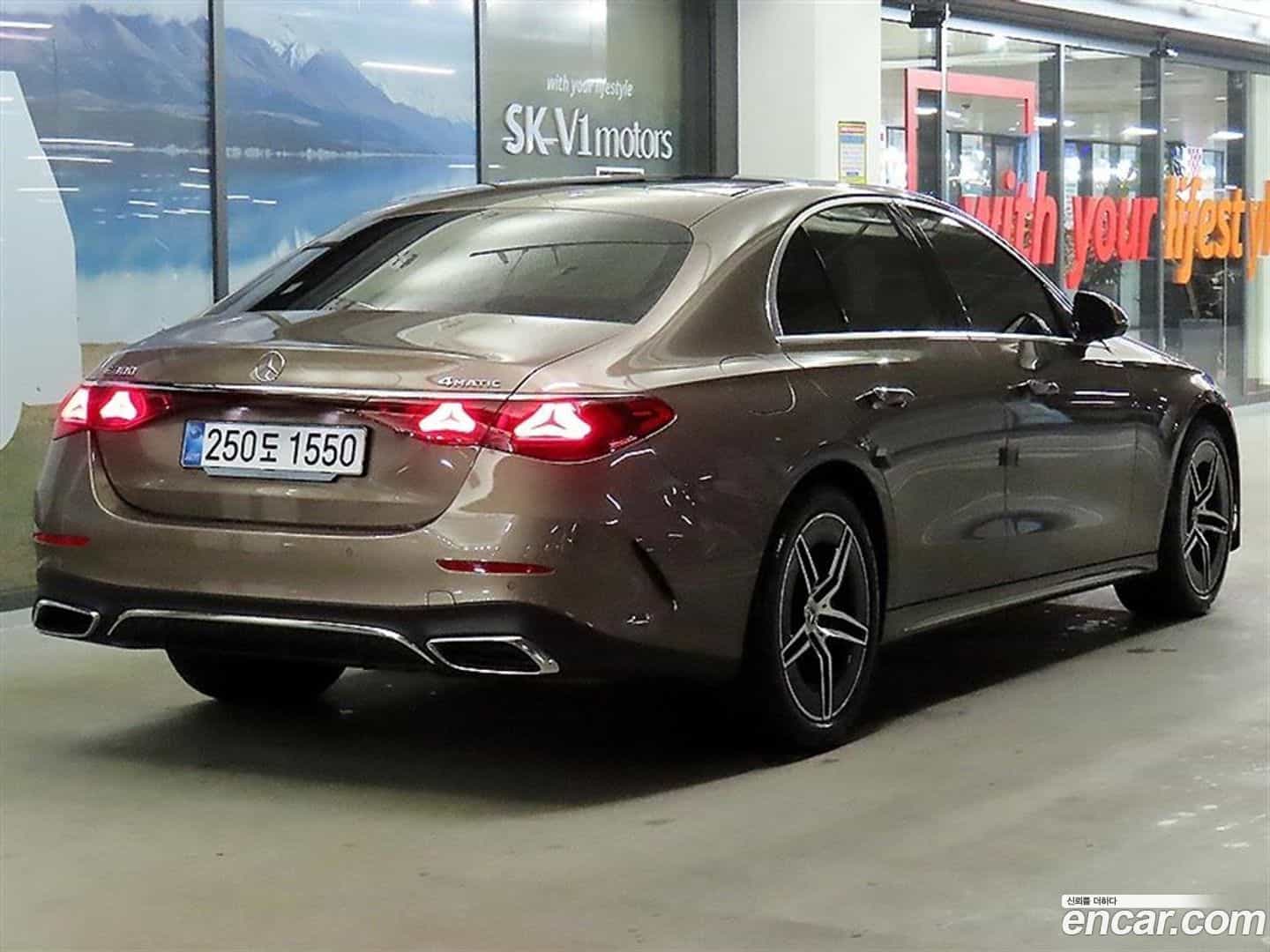 E-Class Mercedes-Benz 2025.5-OUTER-004