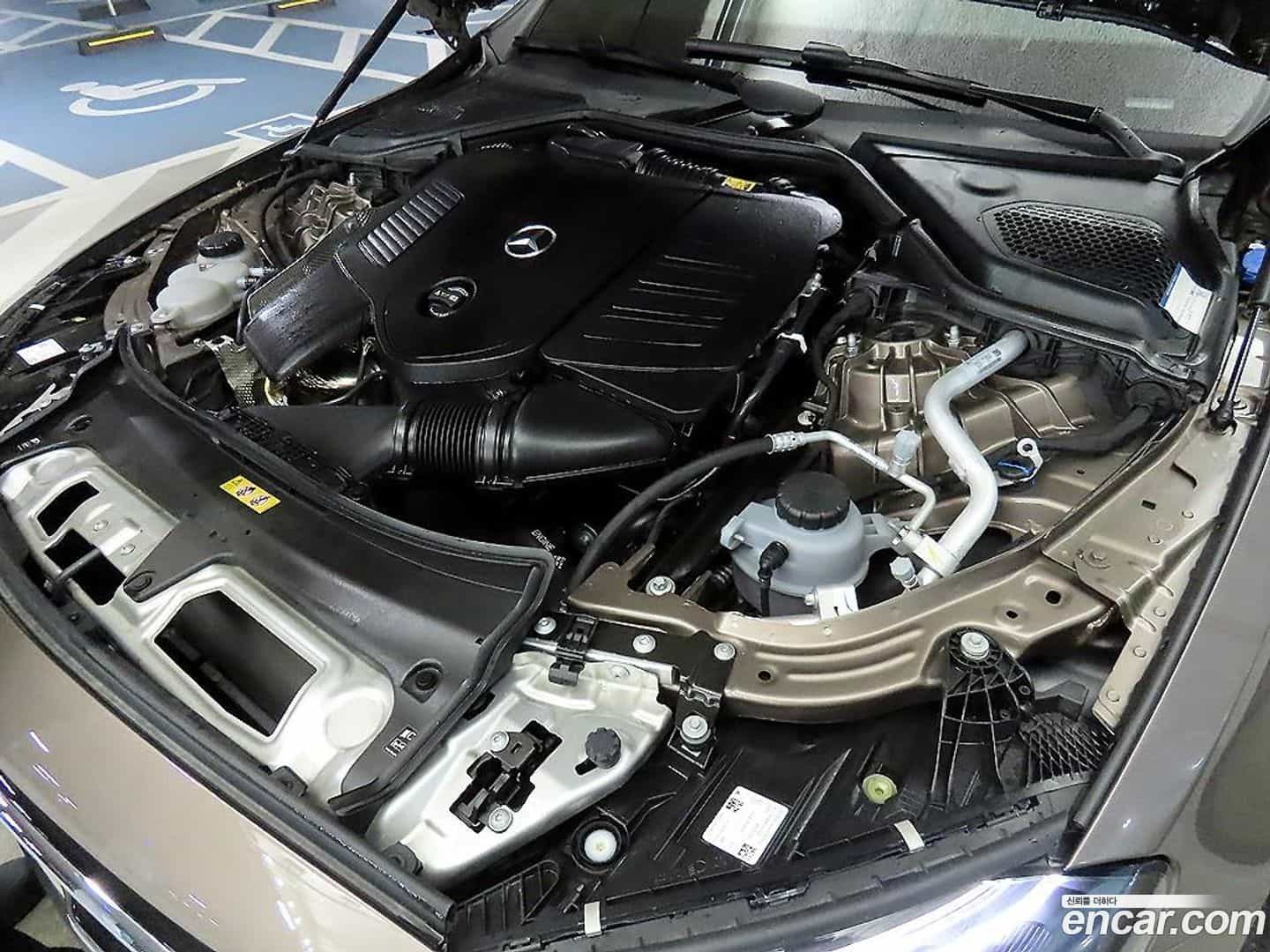 E-Class Mercedes-Benz 2025.5-OPTION-023