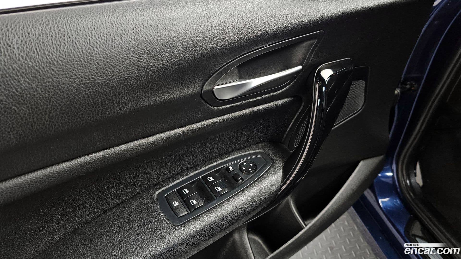 Main__Slider__Photo:1-Series BMW 2016.7-17