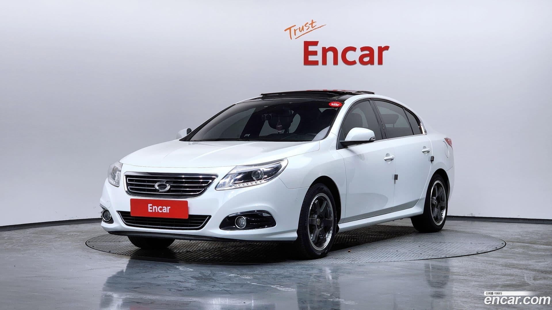 Main__Slider__Photo:SM5 Renault-KoreaSamsung 2014.6-0