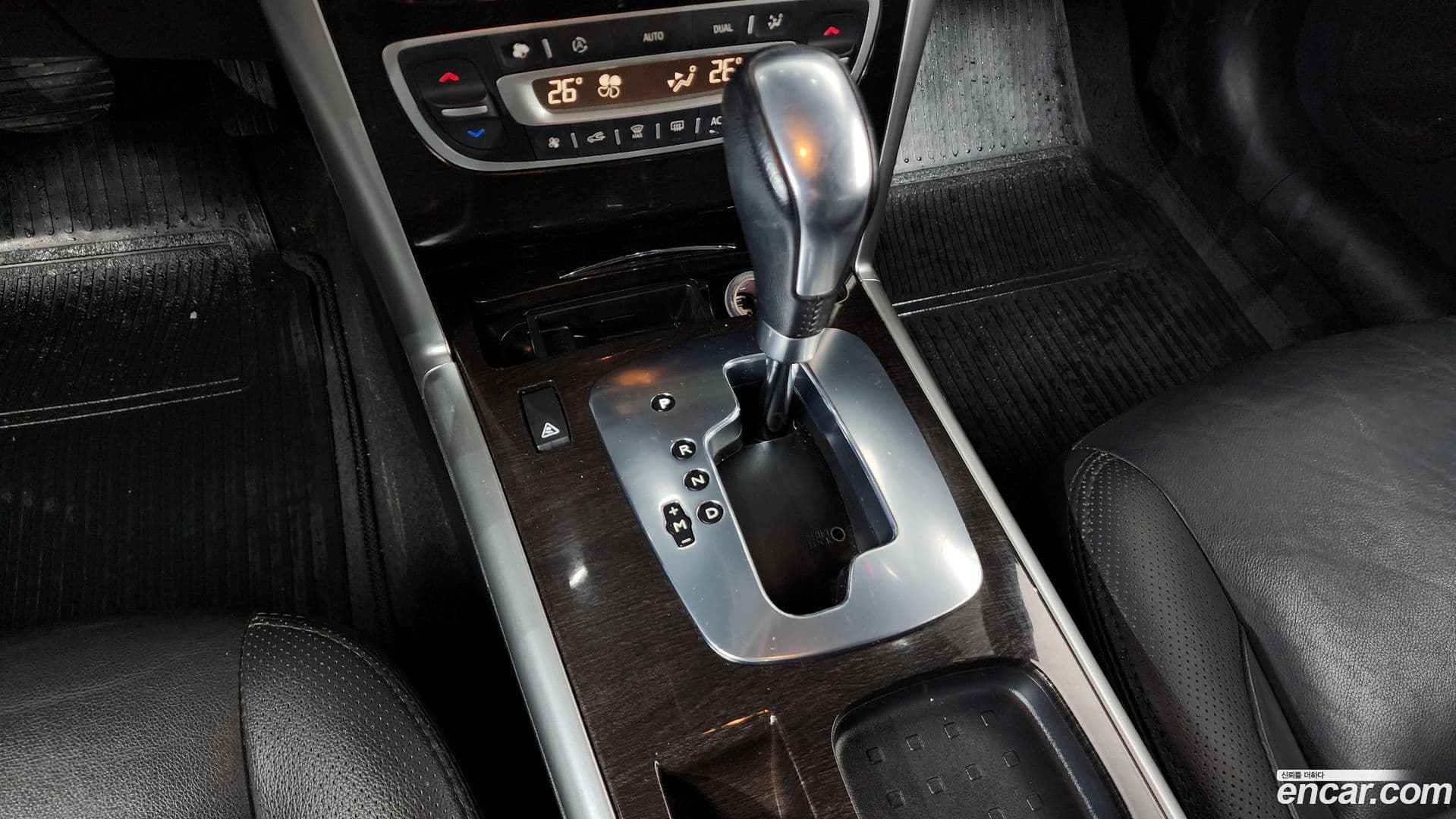 Main__Slider__Photo:SM5 Renault-KoreaSamsung 2014.6-8