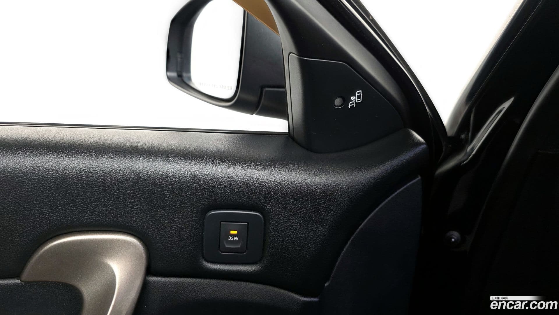 Main__Slider__Photo:SM5 Renault-KoreaSamsung 2015.5-12