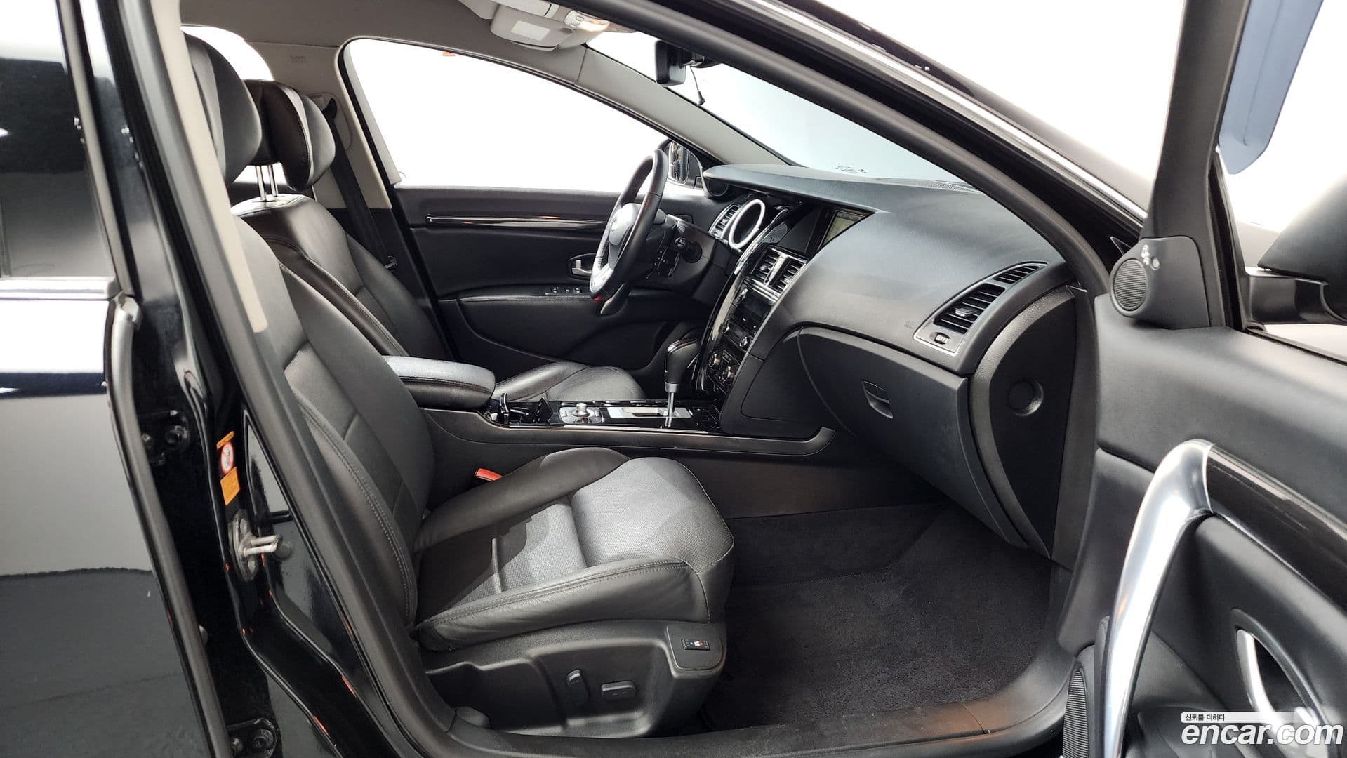 Main__Slider__Photo:SM7 Renault-KoreaSamsung 2015.8-10