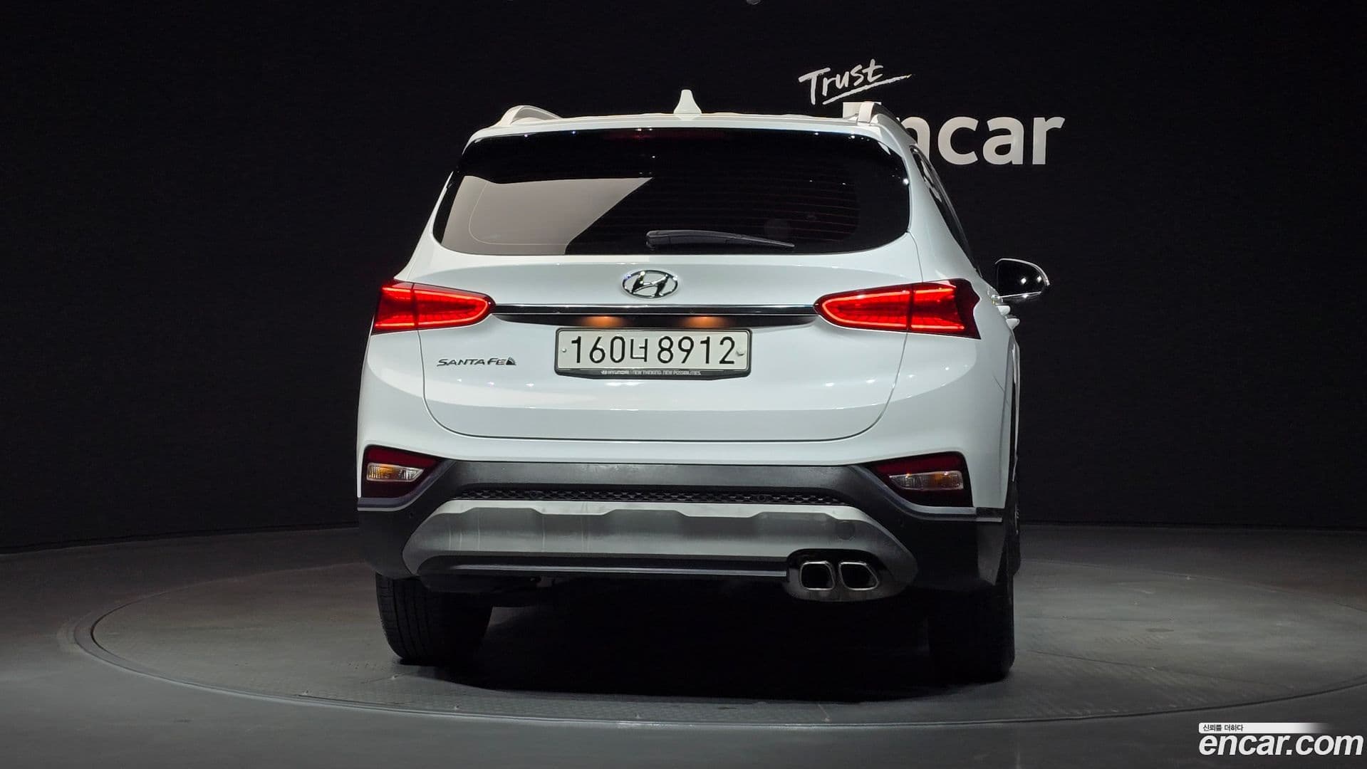 Main__Slider__Photo:Santafe Hyundai 2019.5-3