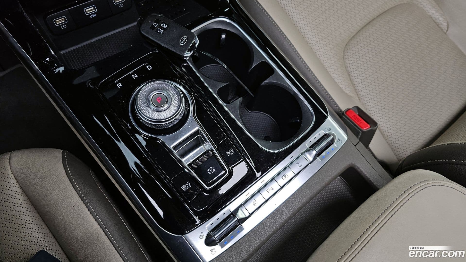 Main__Slider__Photo:Canival Kia 2021.2-8