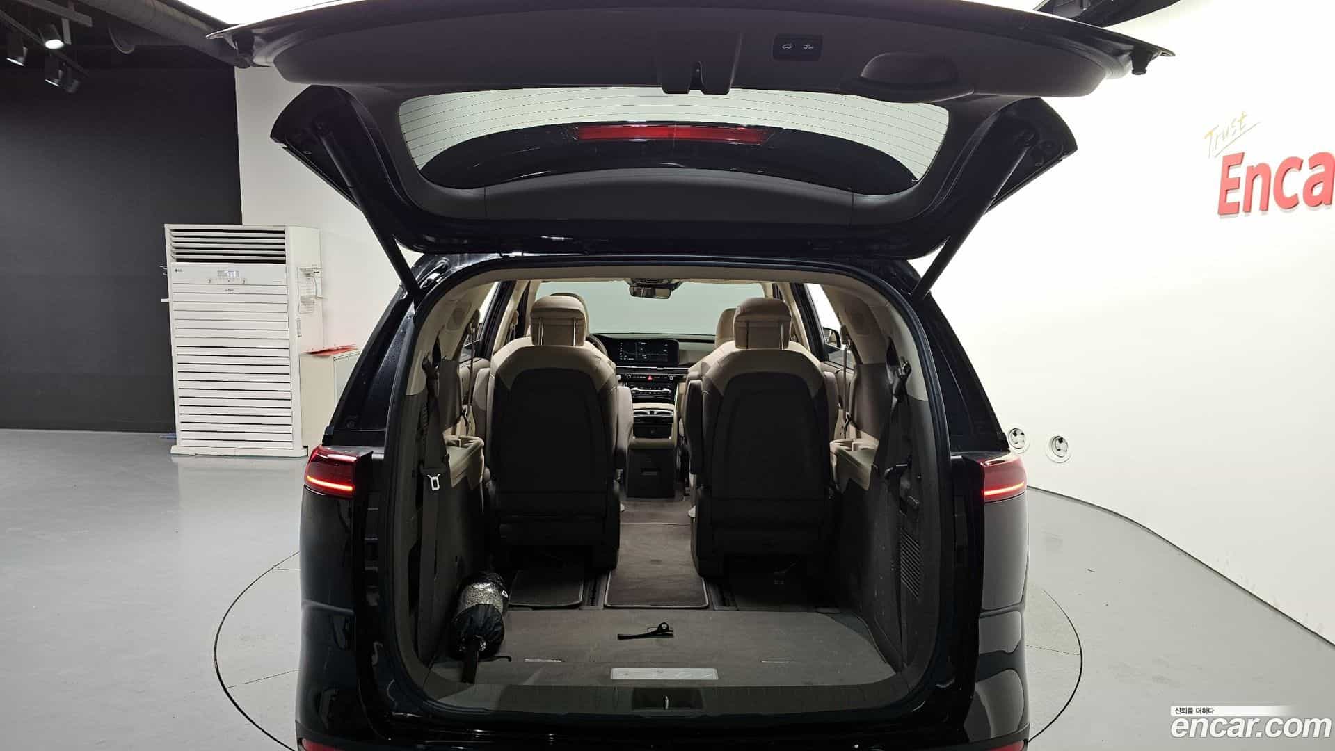 Canival Kia 2021.2-OPTION-024