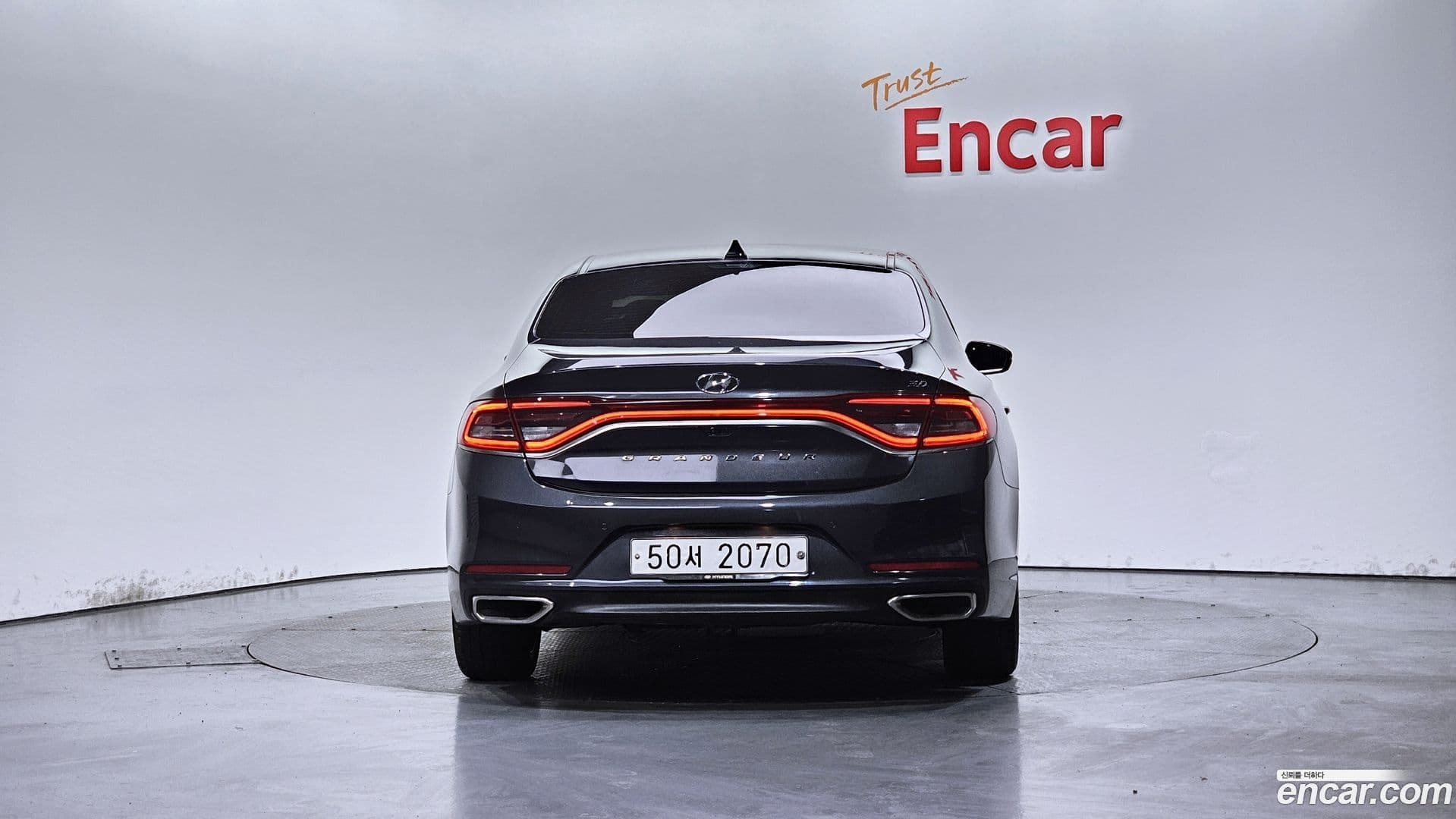 Main__Slider__Photo:Grandeur Hyundai 2017.6-3