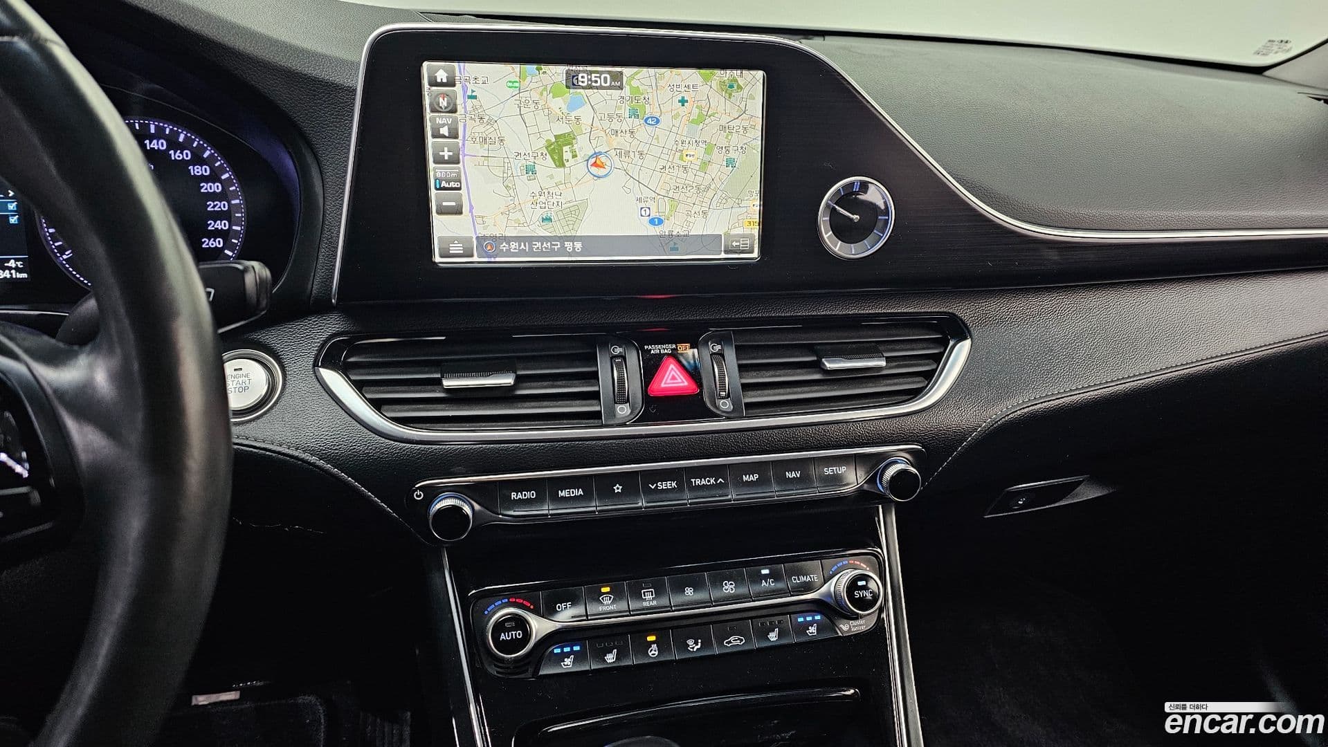 Main__Slider__Photo:Grandeur Hyundai 2017.6-13