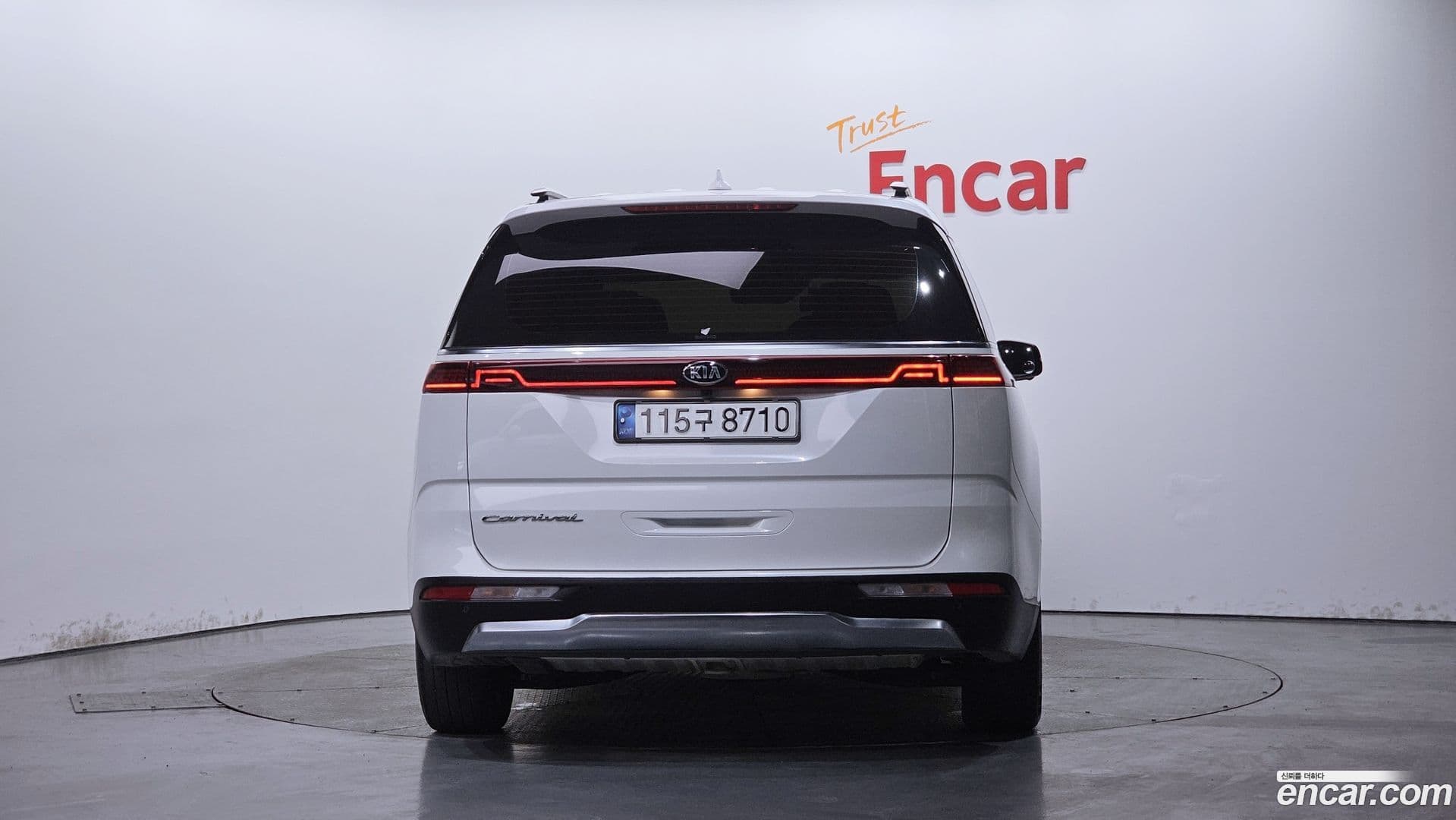 Main__Slider__Photo:Canival Kia 2021.0-3