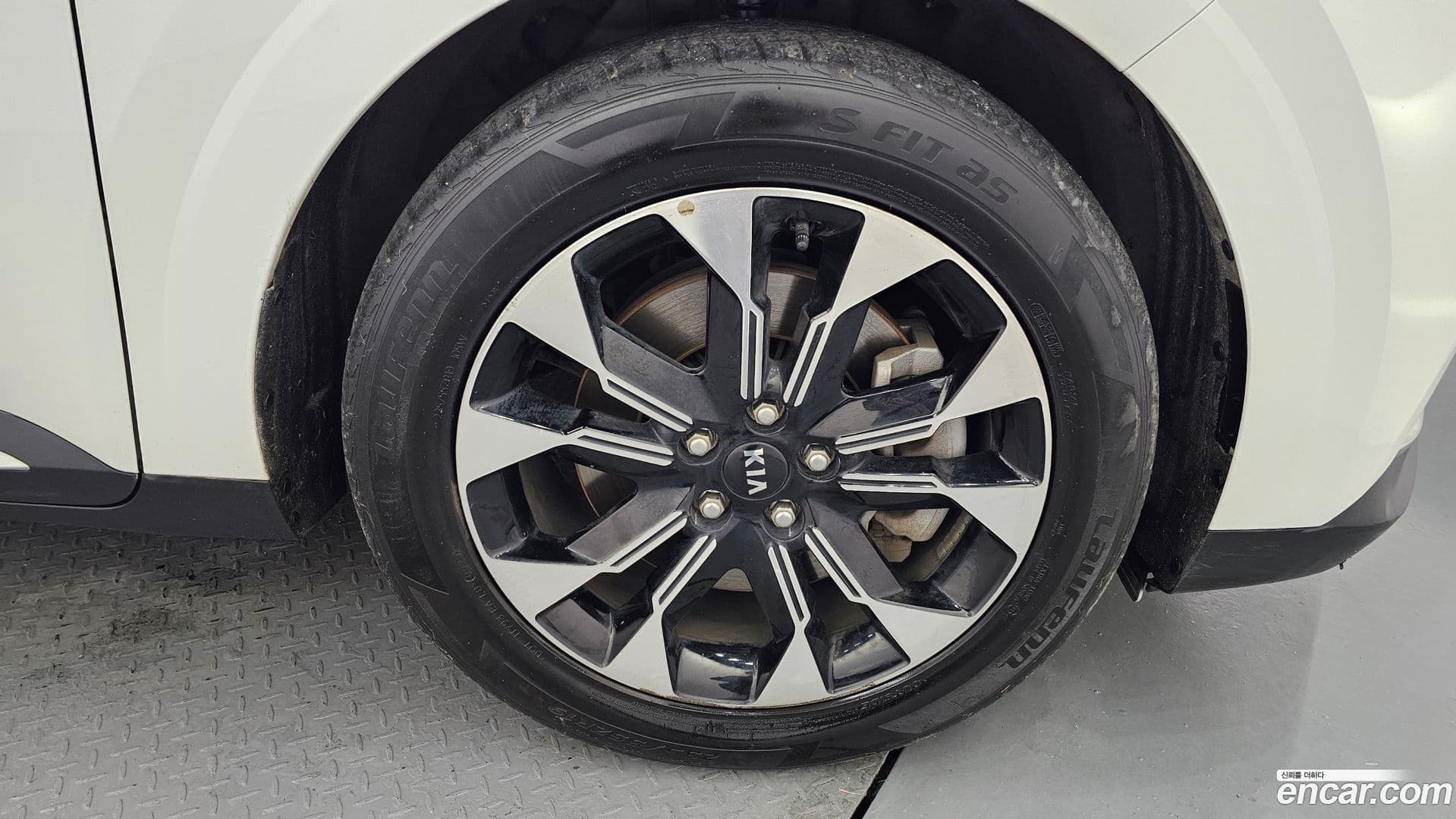 Main__Slider__Photo:Canival Kia 2021.0-4