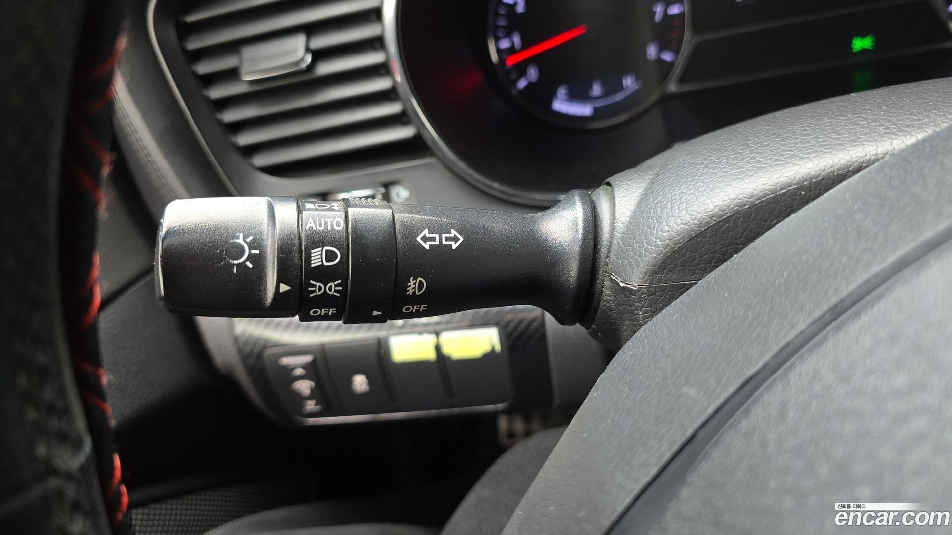 Main__Slider__Photo:K5 Kia 2012.1-15