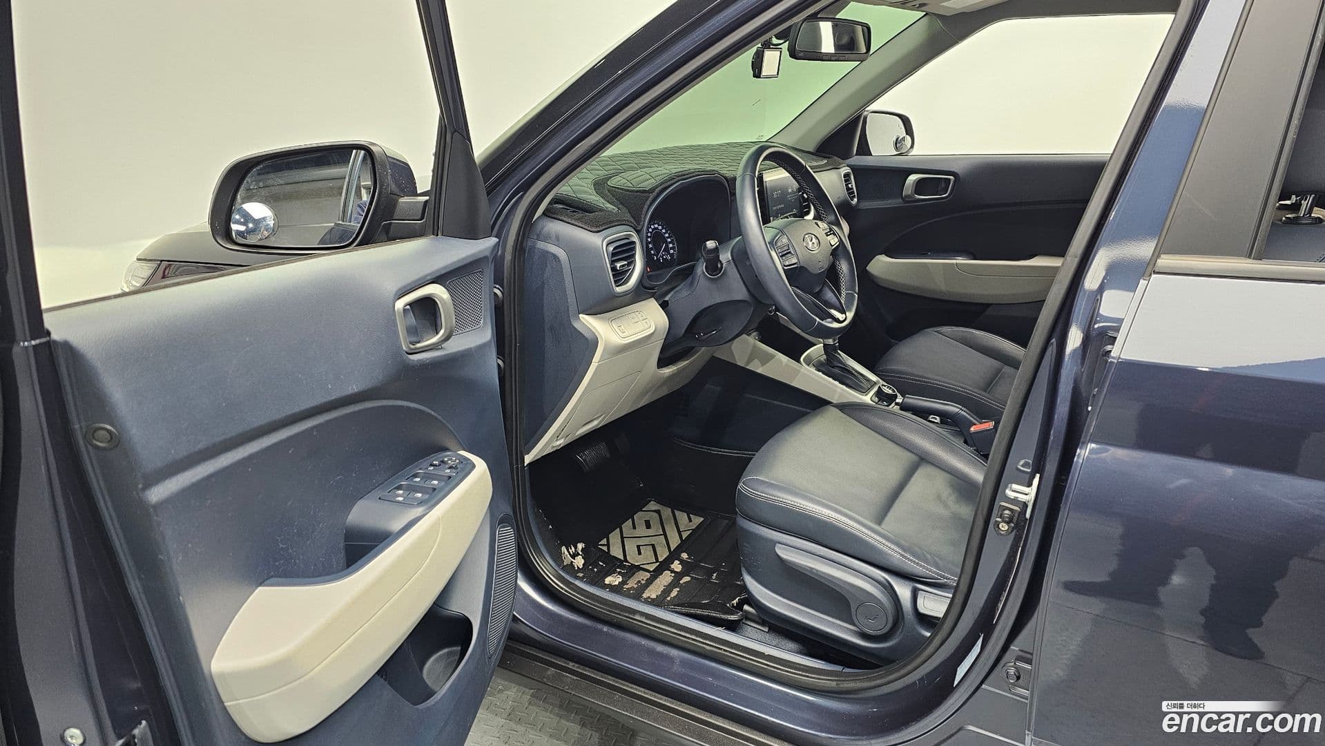 Main__Slider__Photo:Venue Hyundai 2021.8-9